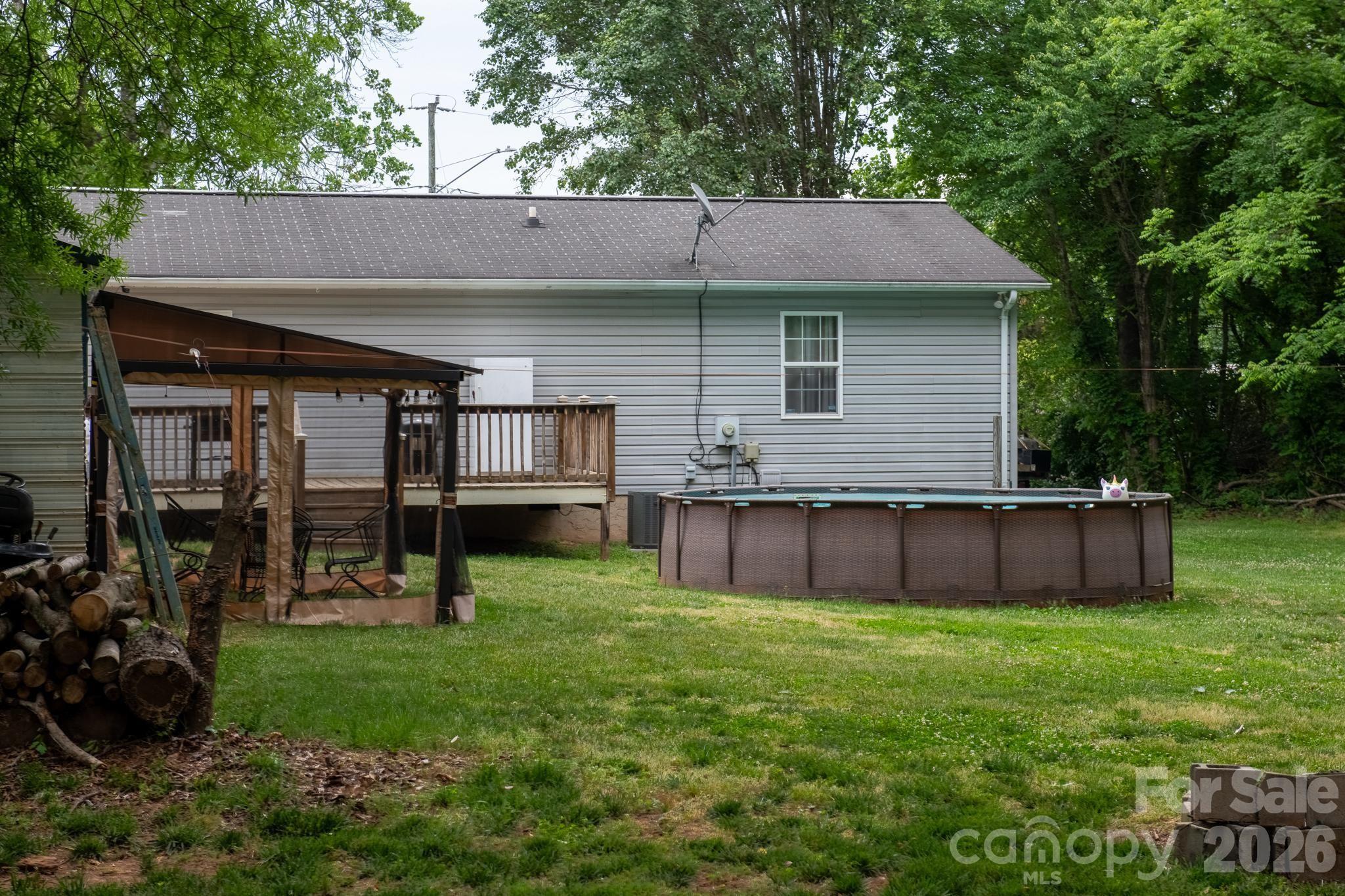 Single Family Residence at 2308 walt arney Road, Lenoir, photo 10 of 37