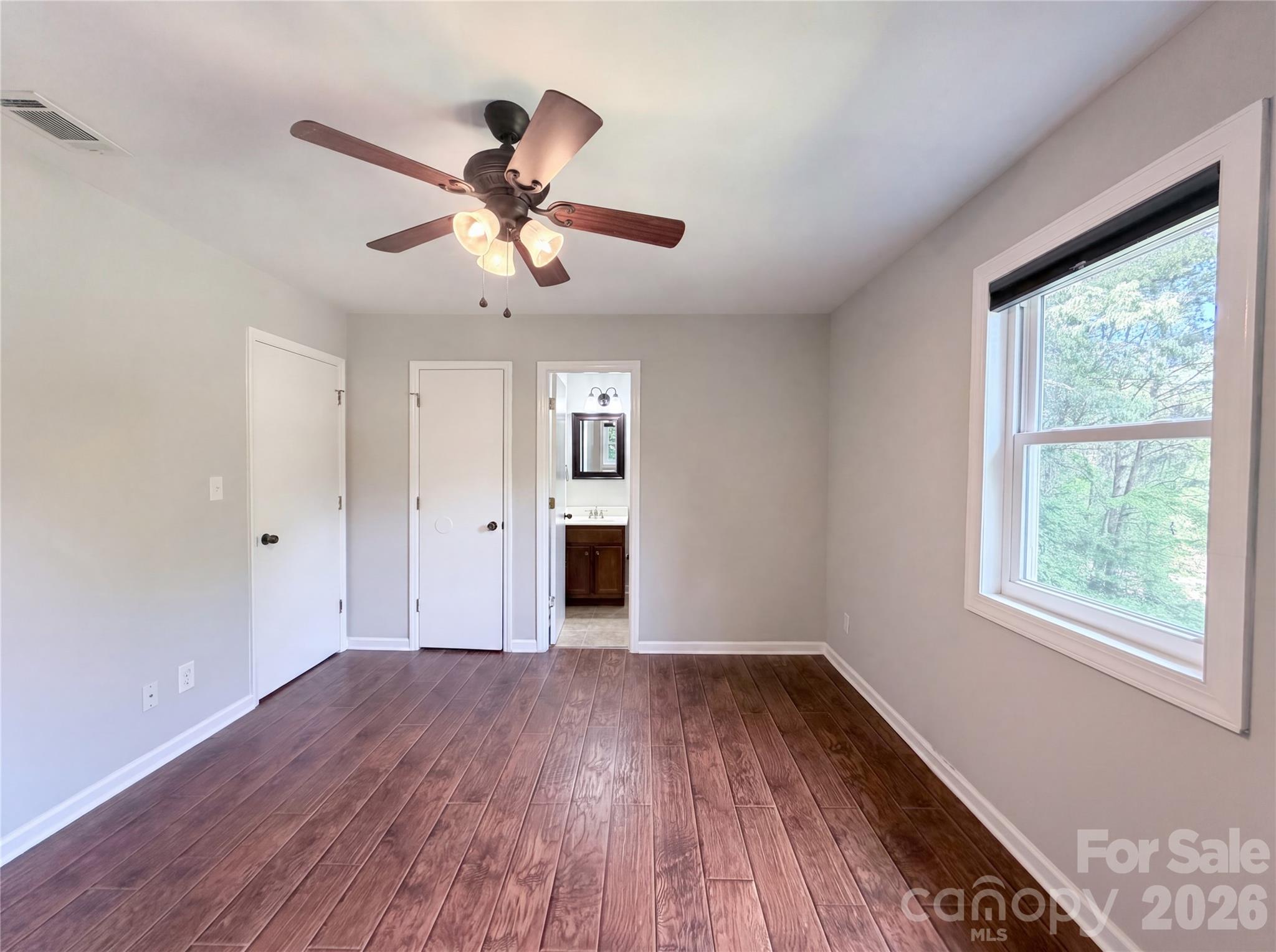 Single Family Residence at 186 Jasmine Circle, Troutman, photo 9 of 18