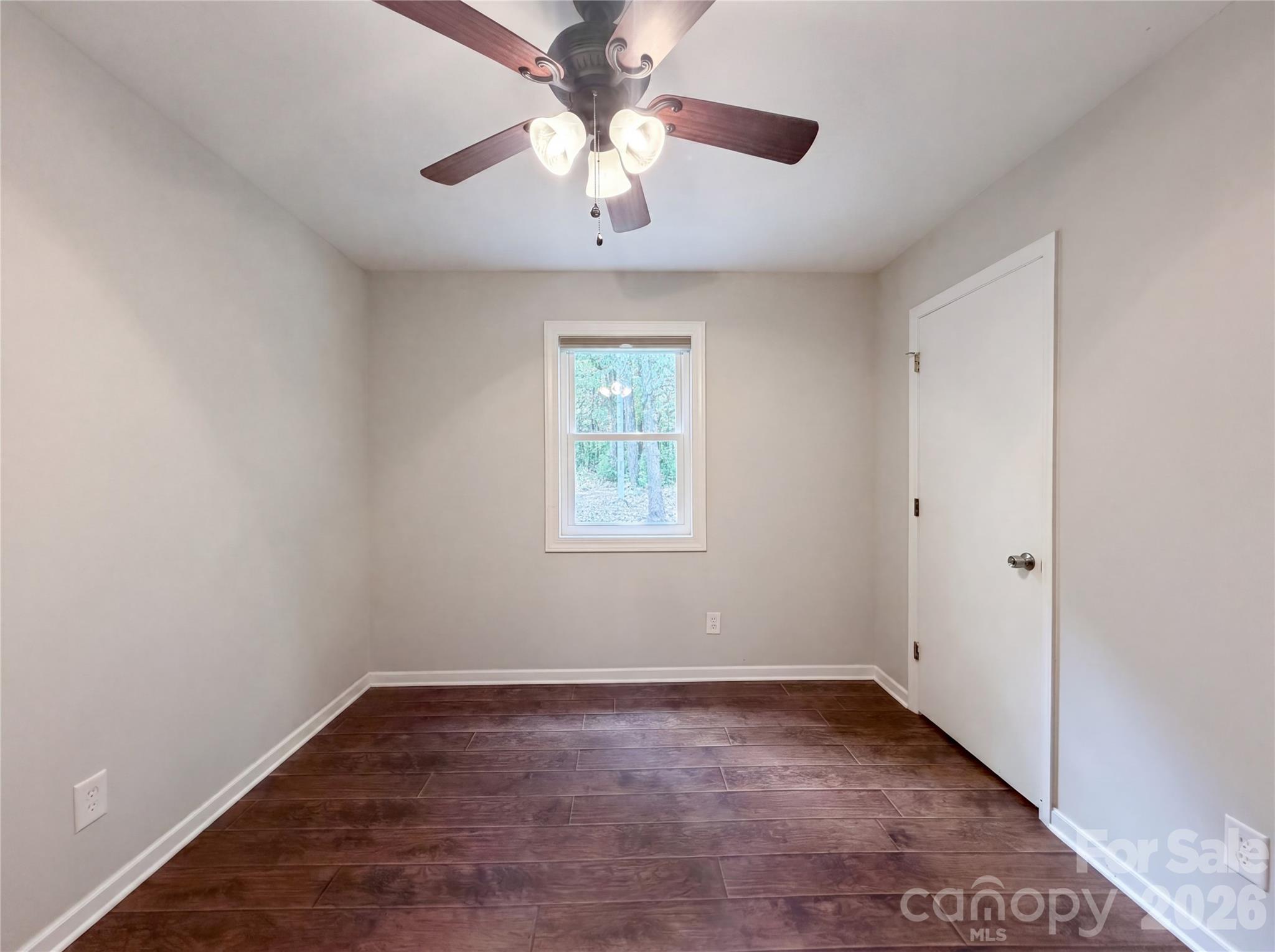 Single Family Residence at 186 Jasmine Circle, Troutman, photo 12 of 18