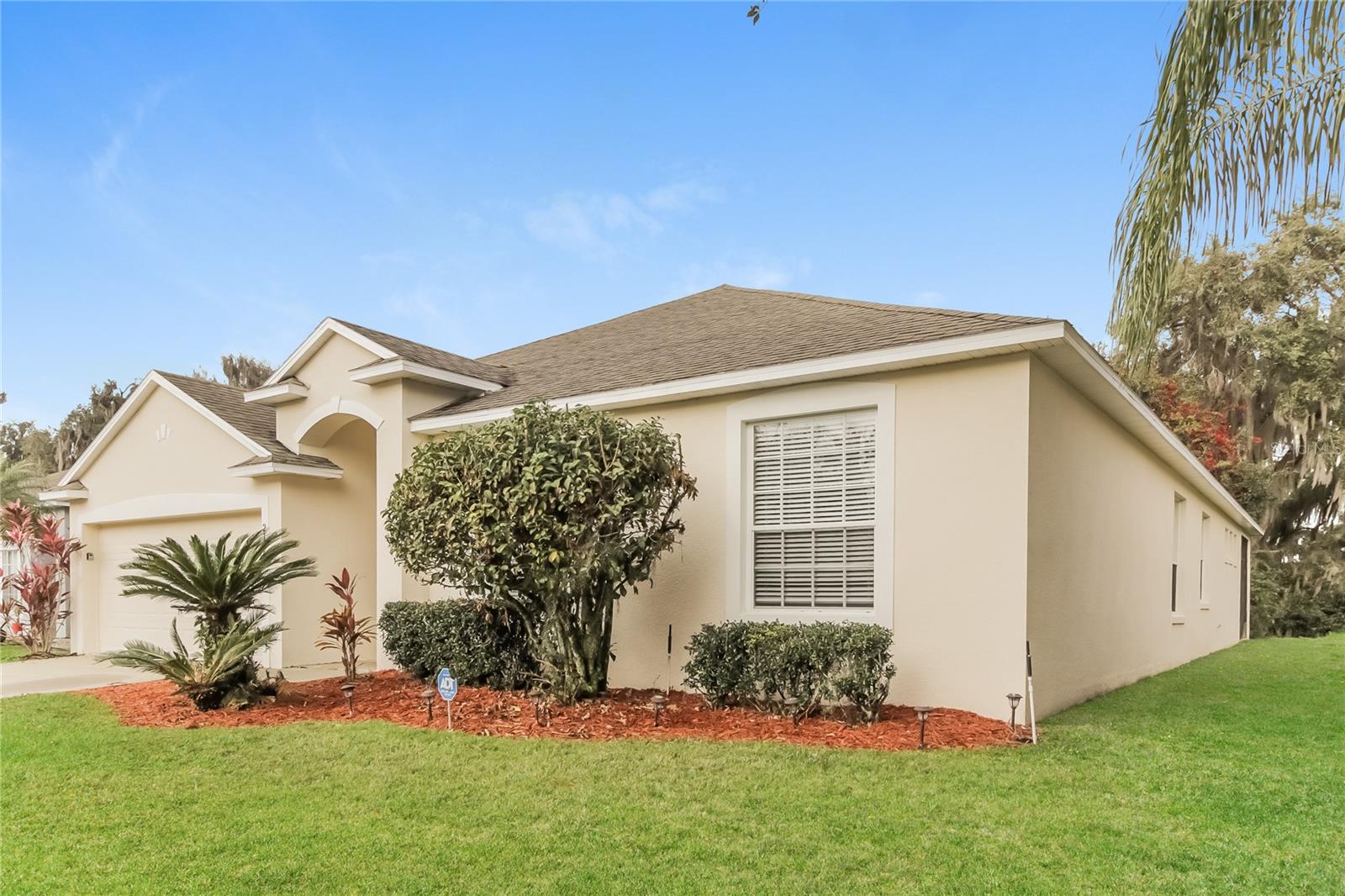 Single Family Residence at 2114 THE OAKS BLVD, KISSIMMEE, photo 3 of 15