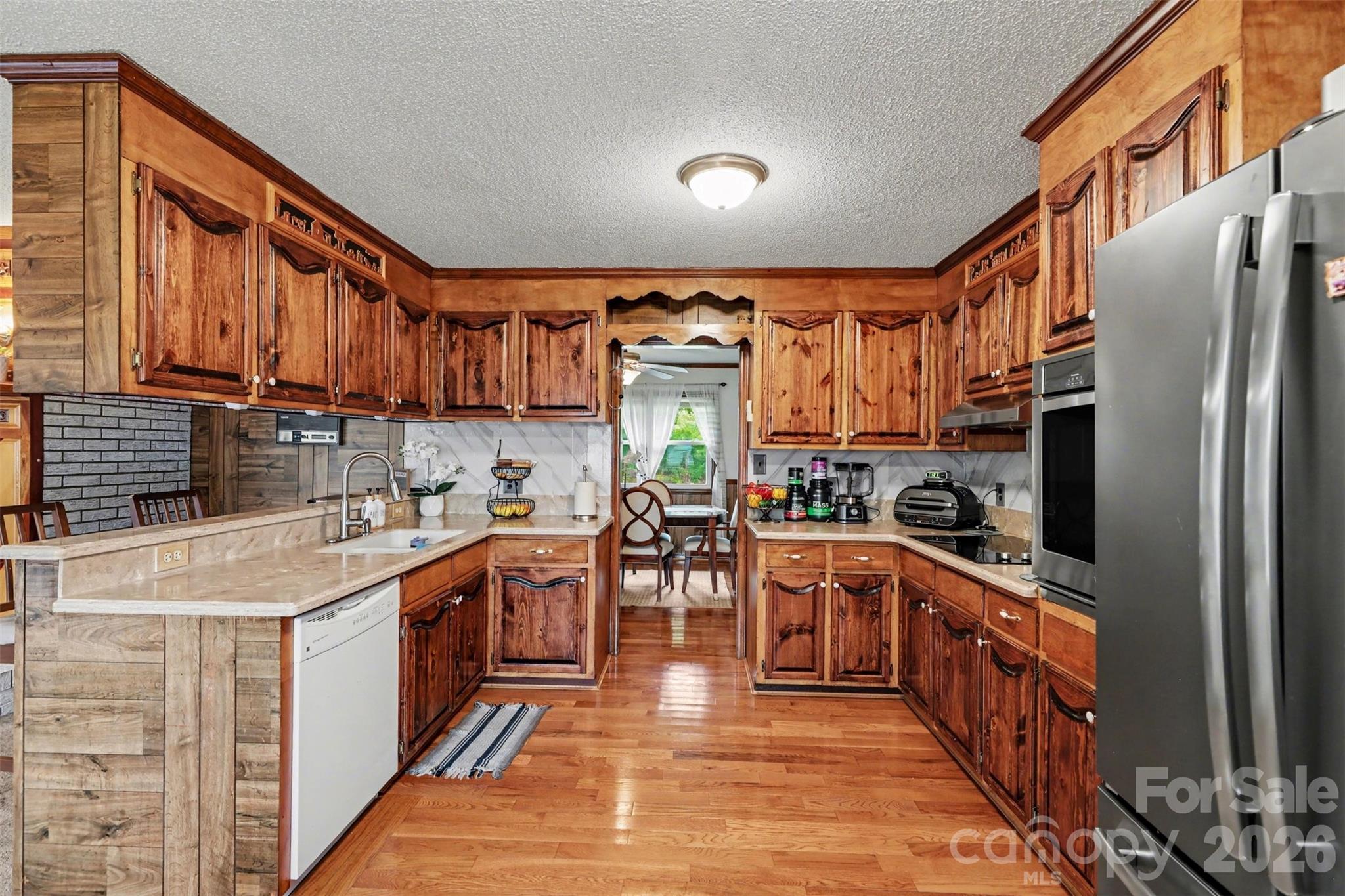 Kitchen - 105 Fox Fire Run, Gastonia
