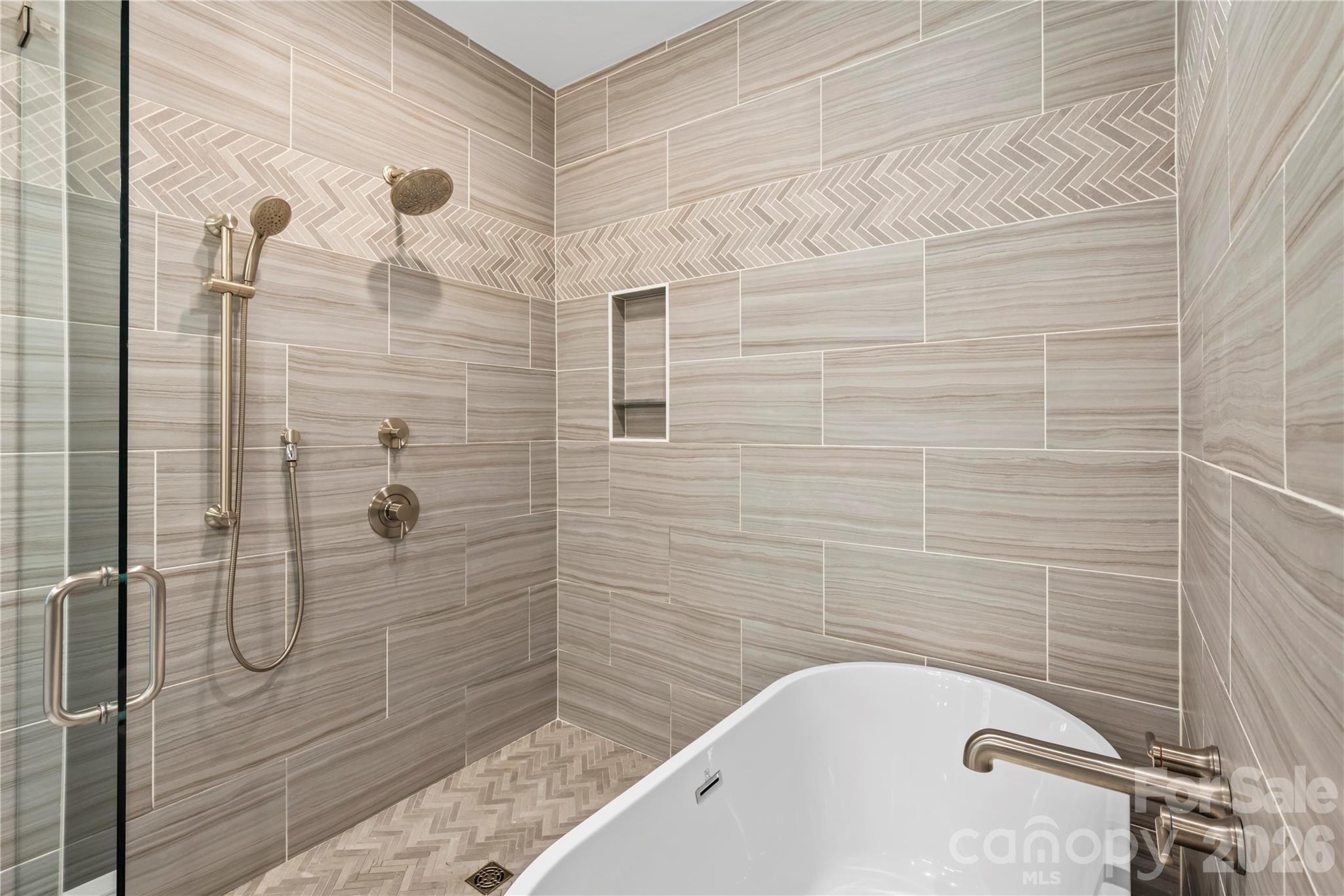 Owner's Bath - 73 Starwood Valley Trail, Arden