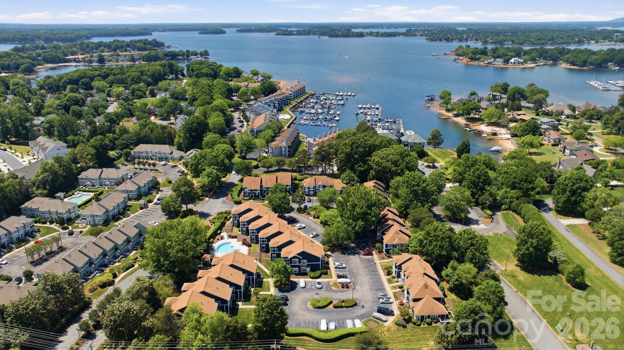 Condominium at 17515 Tuscany Lane, Cornelius, photo 26 of 34