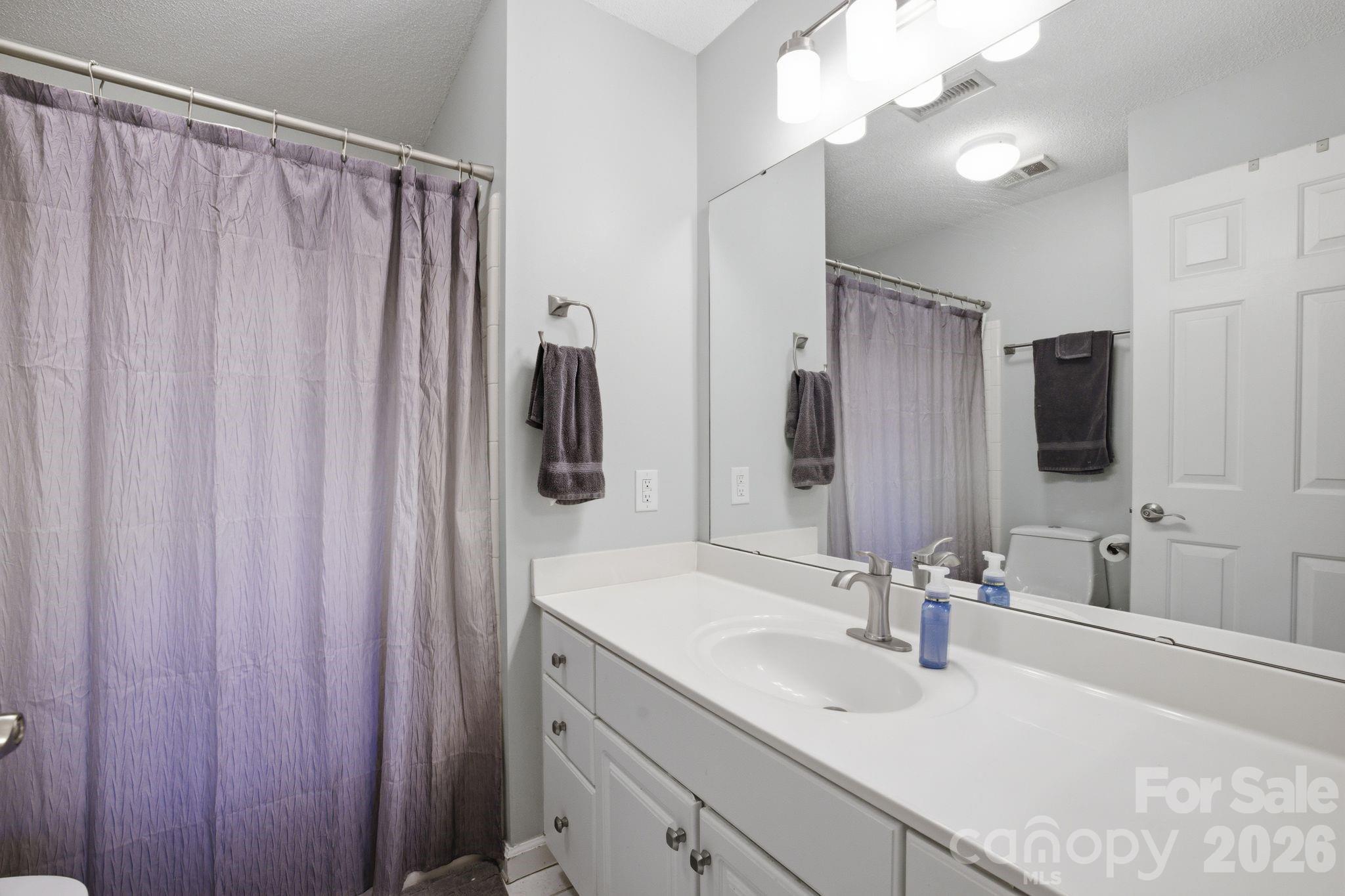 Condominium at 17515 Tuscany Lane, Cornelius, photo 19 of 34
