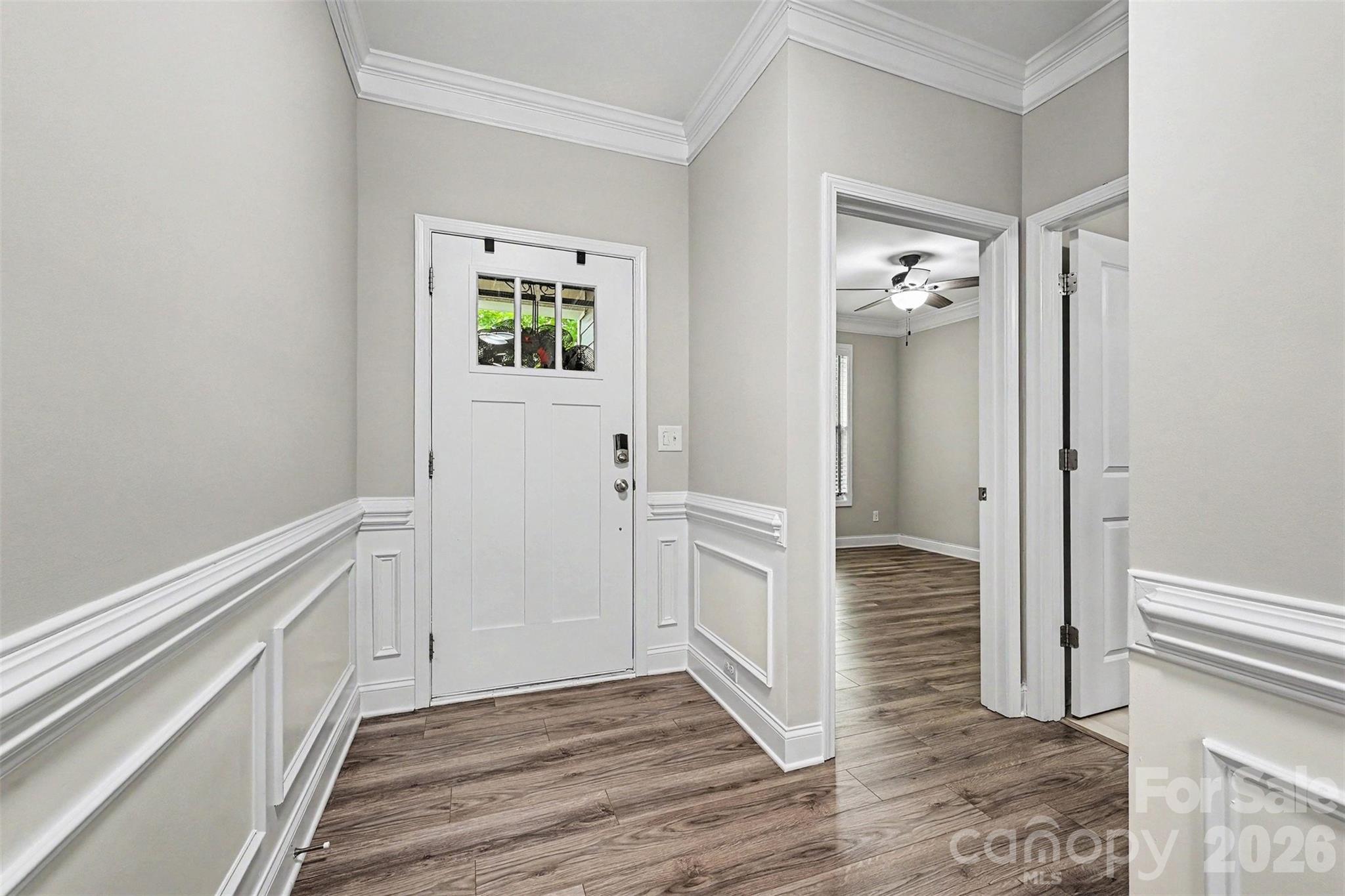 Front hall - 122 Boatwright Lane, Mooresville