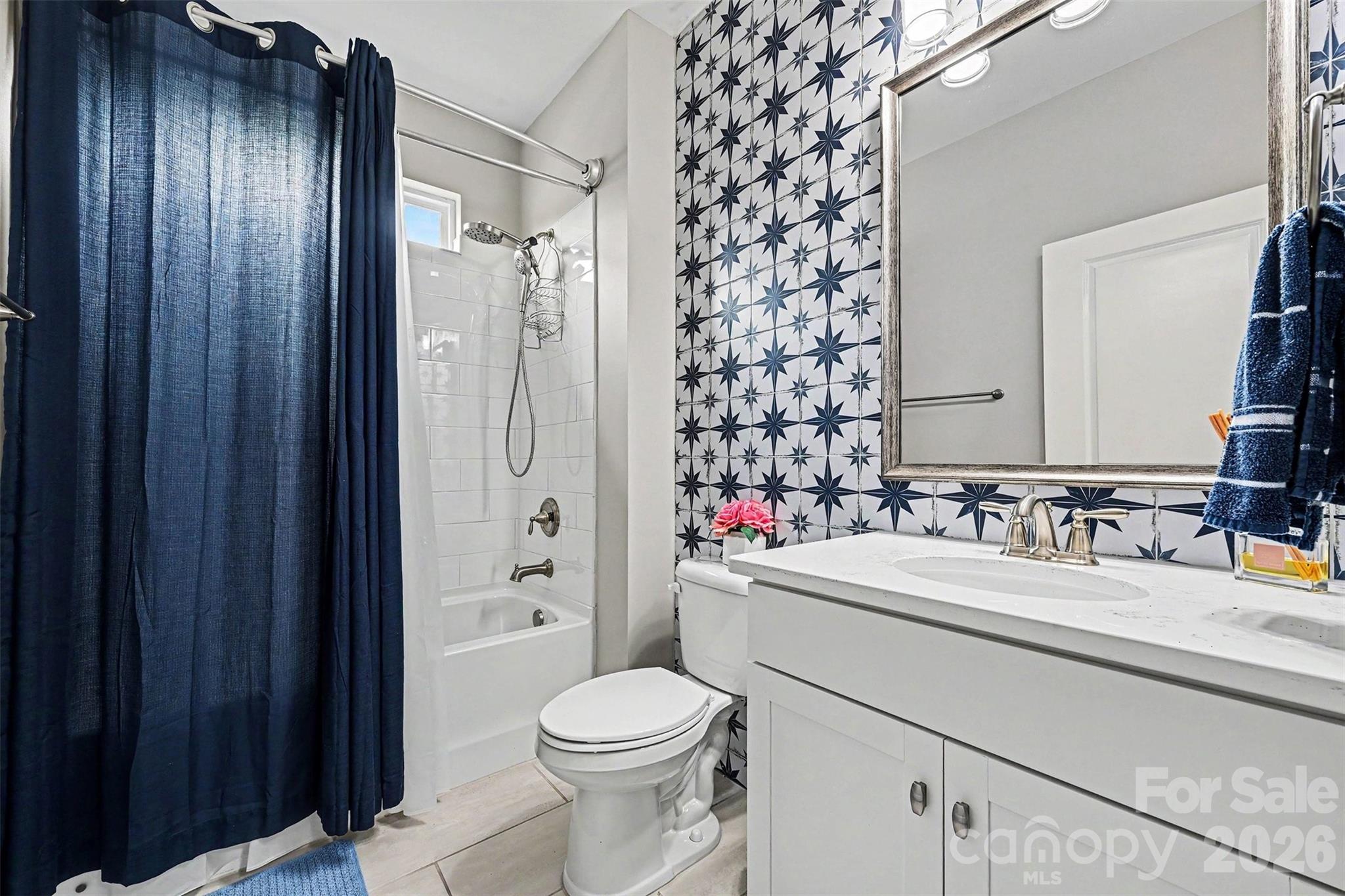 Main level hall bathroom - 122 Boatwright Lane, Mooresville