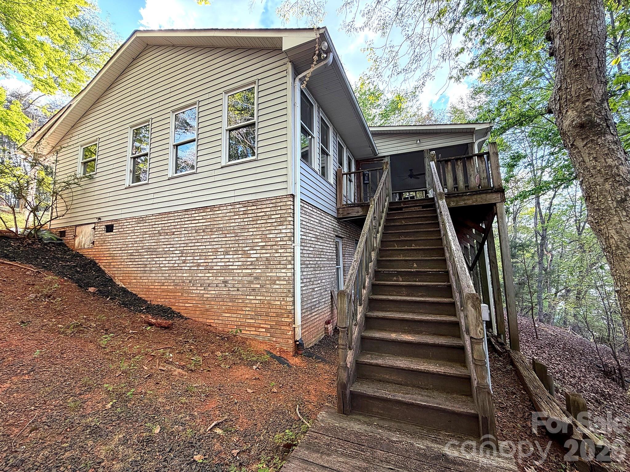 Single Family Residence at 42484 Moonshine Drive, New London, photo 4 of 18