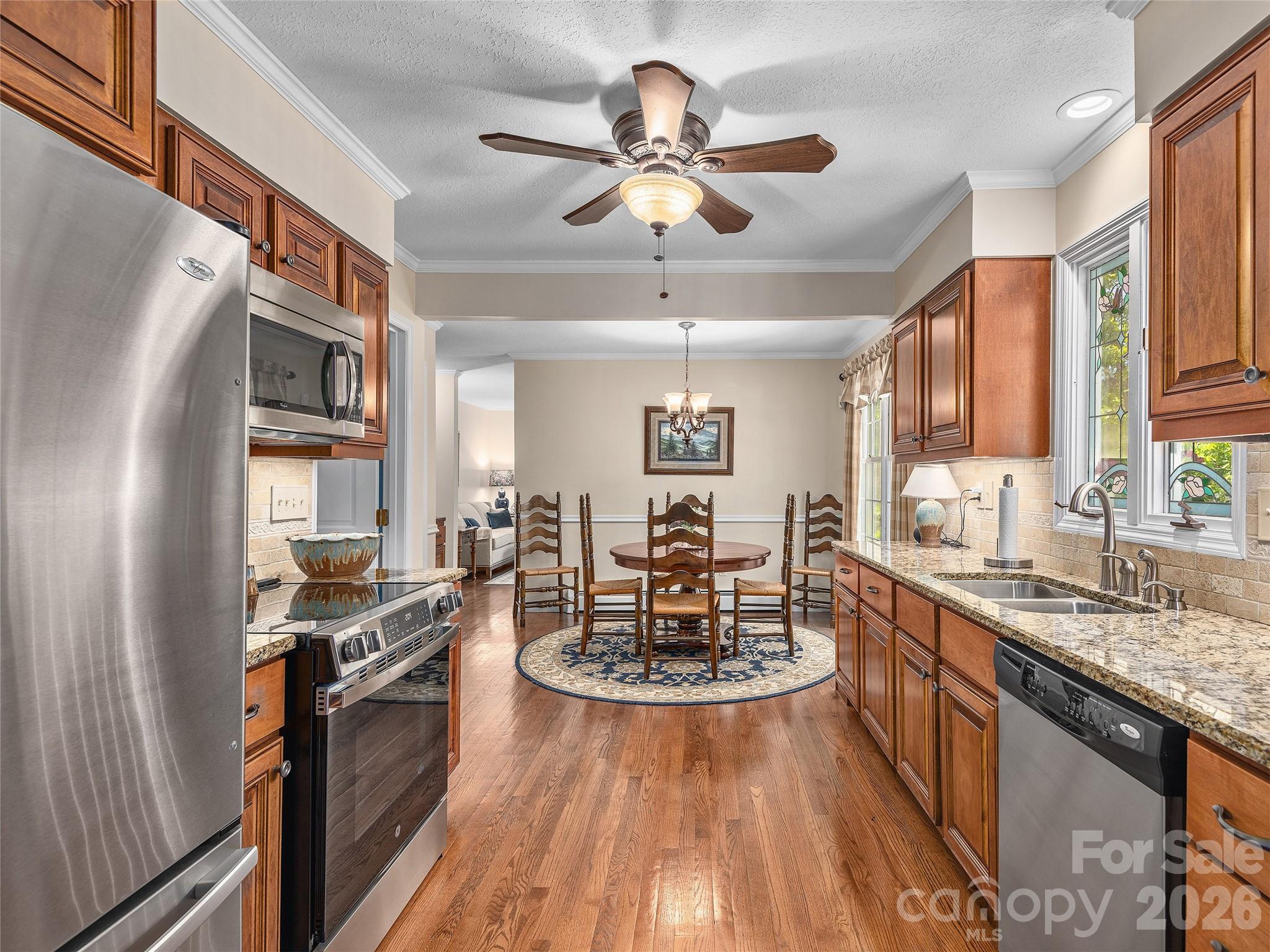 Stainless appliances - 81 Old Gap Creek Road, Fairview