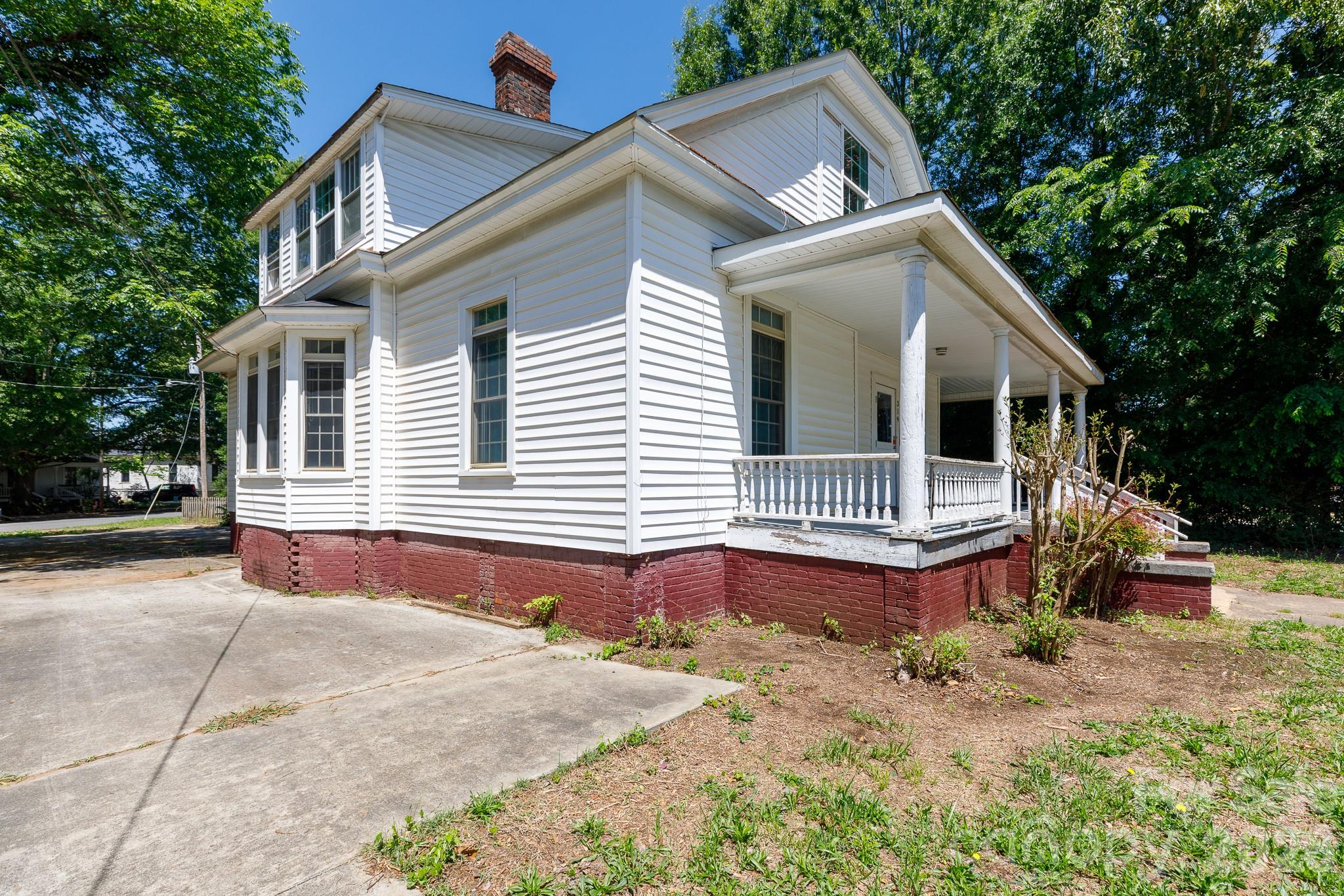 Special Purpose at 319 Park Avenue, Rock Hill, photo 2 of 30