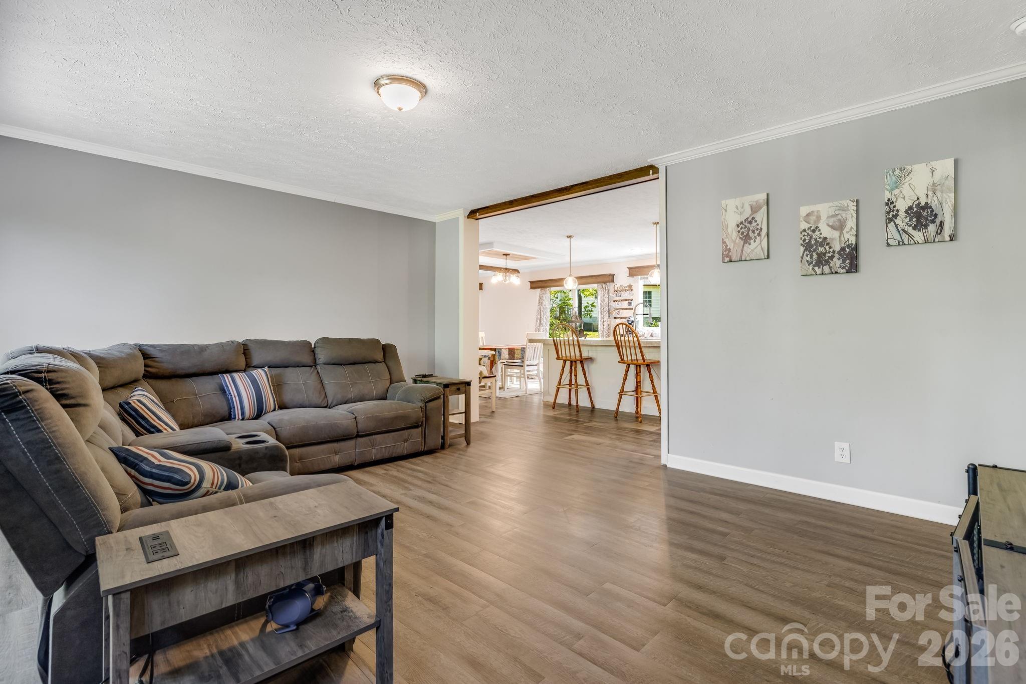Single Family Residence at 118 Bartram Way, Black Mountain, photo 4 of 31