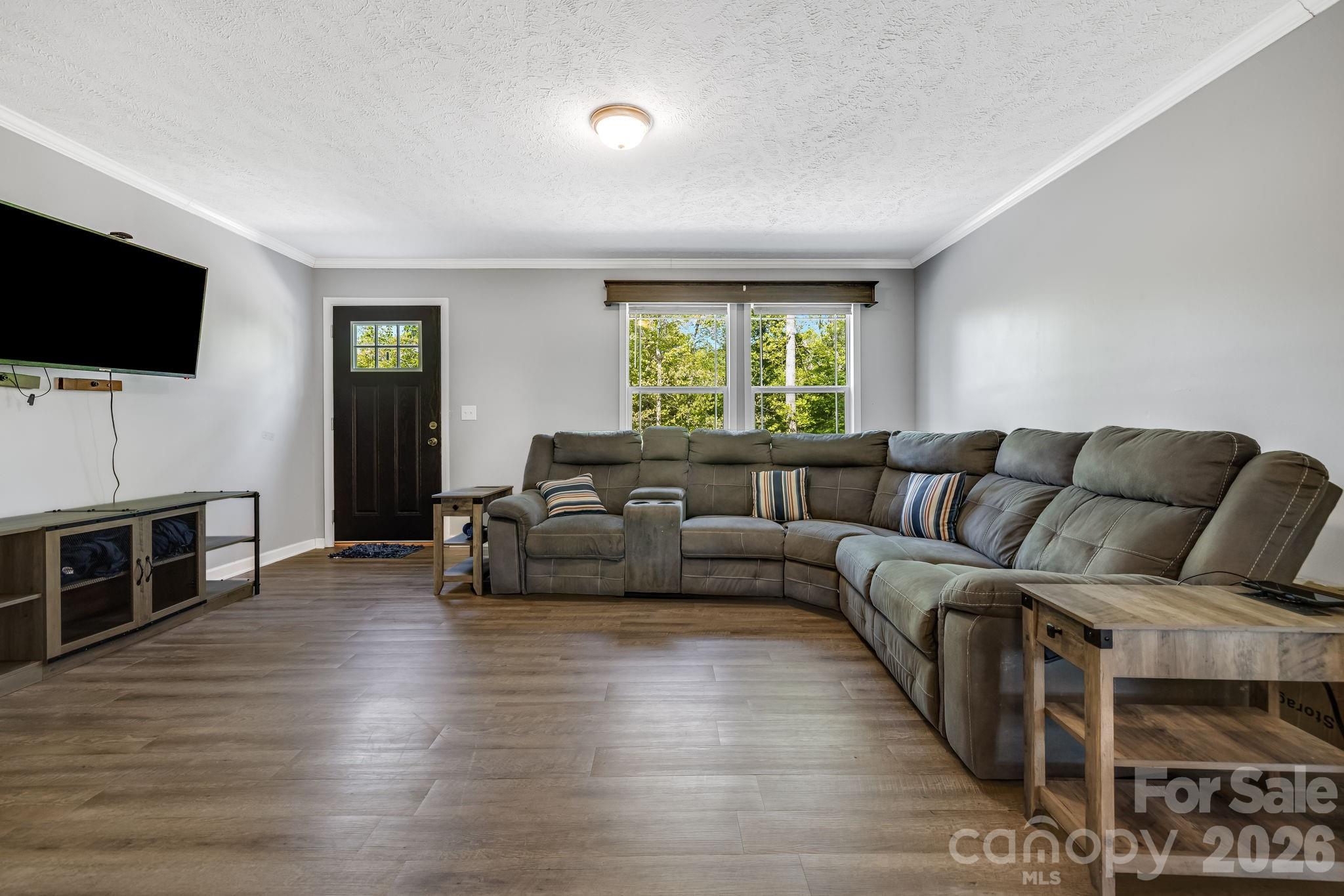 Single Family Residence at 118 Bartram Way, Black Mountain, photo 5 of 31