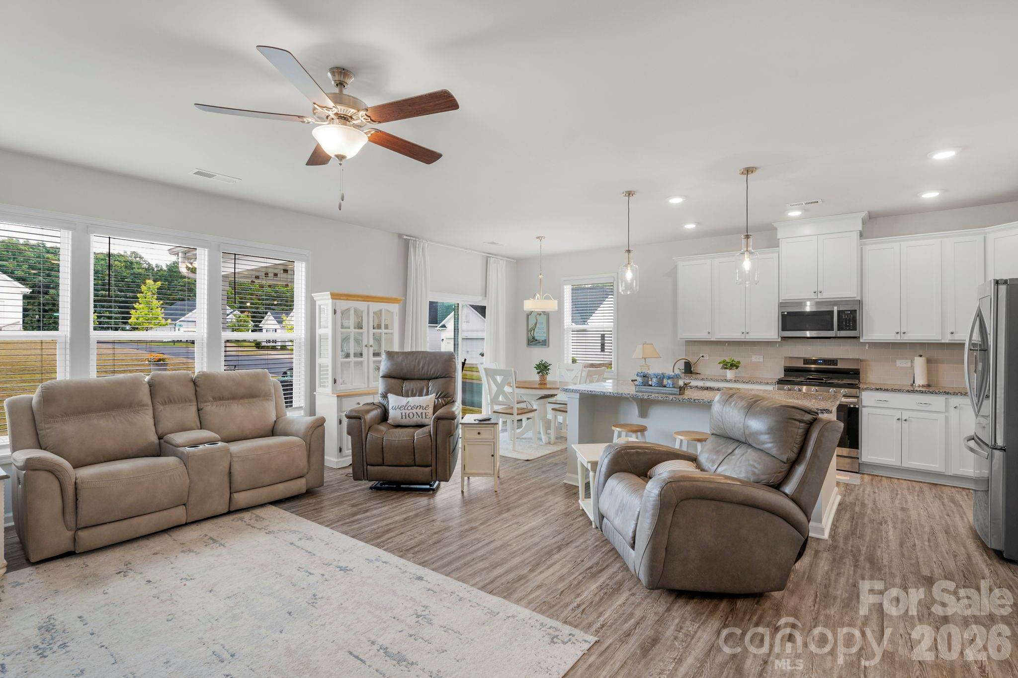 Single Family Residence at 7162 Indigo Way, Denver, photo 15 of 45