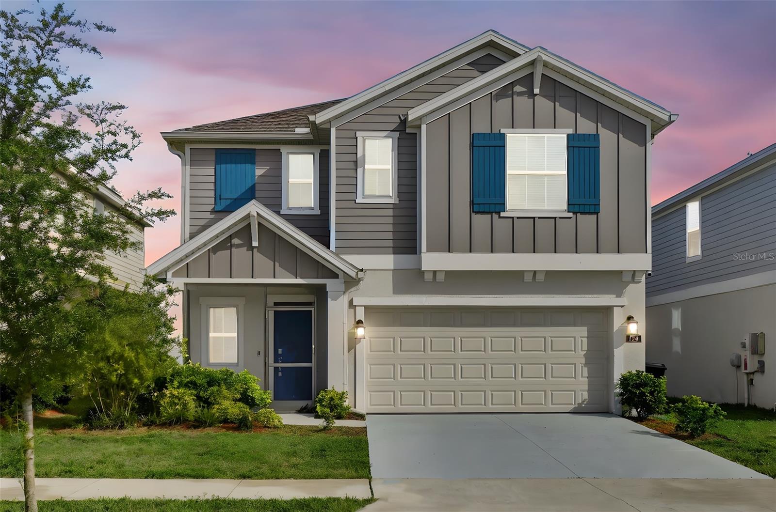 724 DARING DR