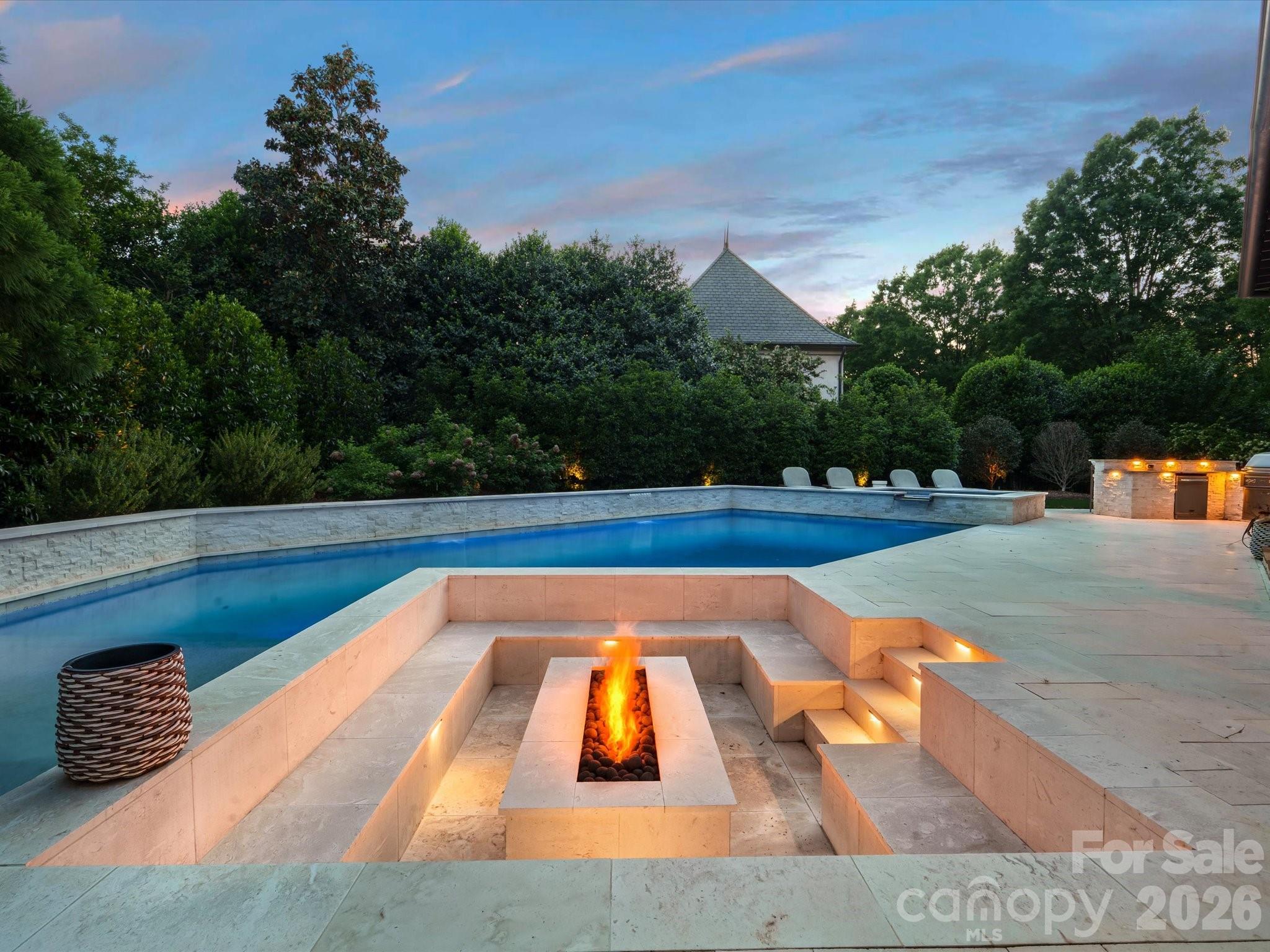 Single Family Residence at 200 Oakmont Lane, Waxhaw, photo 3 of 44