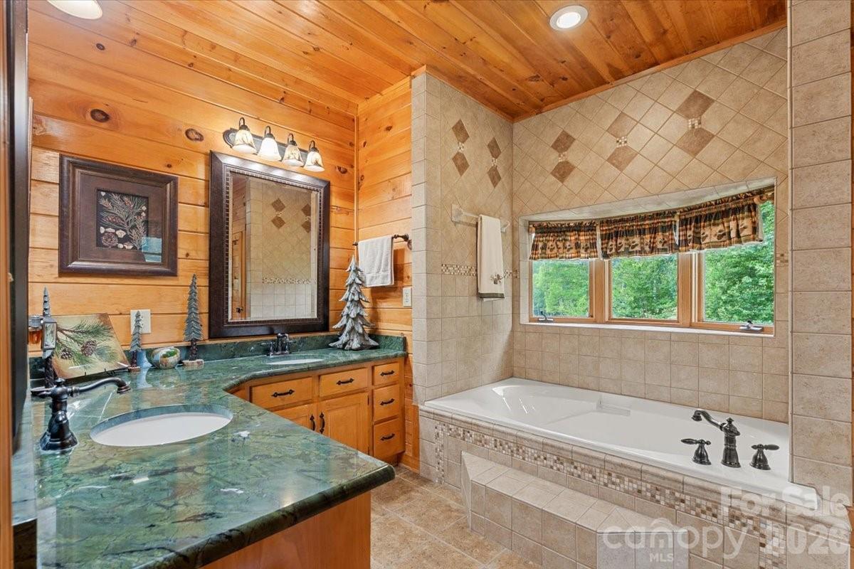 1448 Liberty Church Road Primary Ensuite - 1448 Liberty Church Road, Mocksville