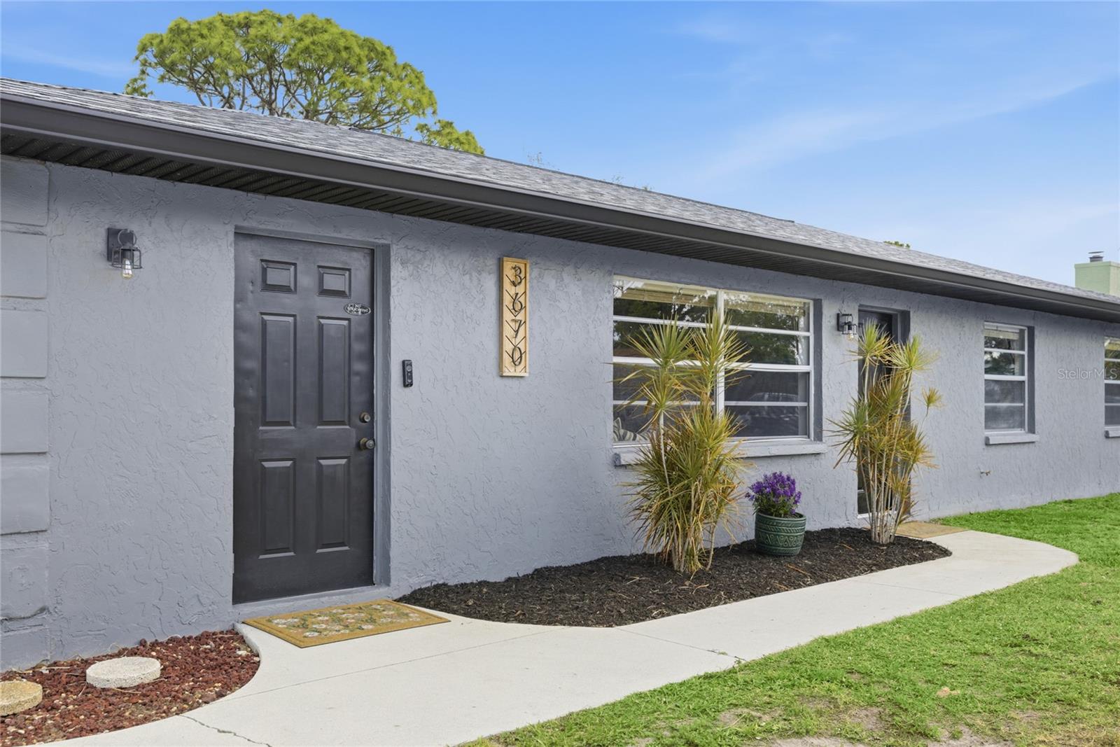 Single Family Residence at 3670 SUNSET BEACH DR, VENICE, photo 2 of 51