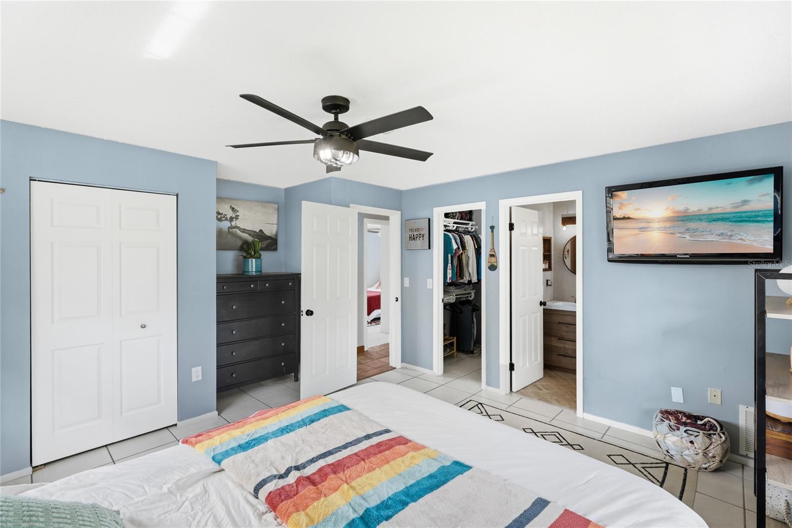 Single Family Residence at 3670 SUNSET BEACH DR, VENICE, photo 16 of 51