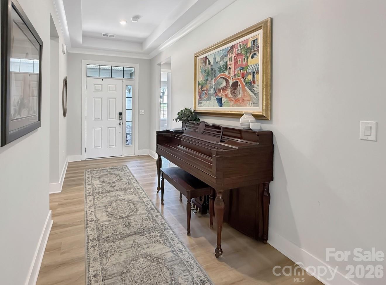 Broad entry foyer - 114 Jentri Way, Mooresville