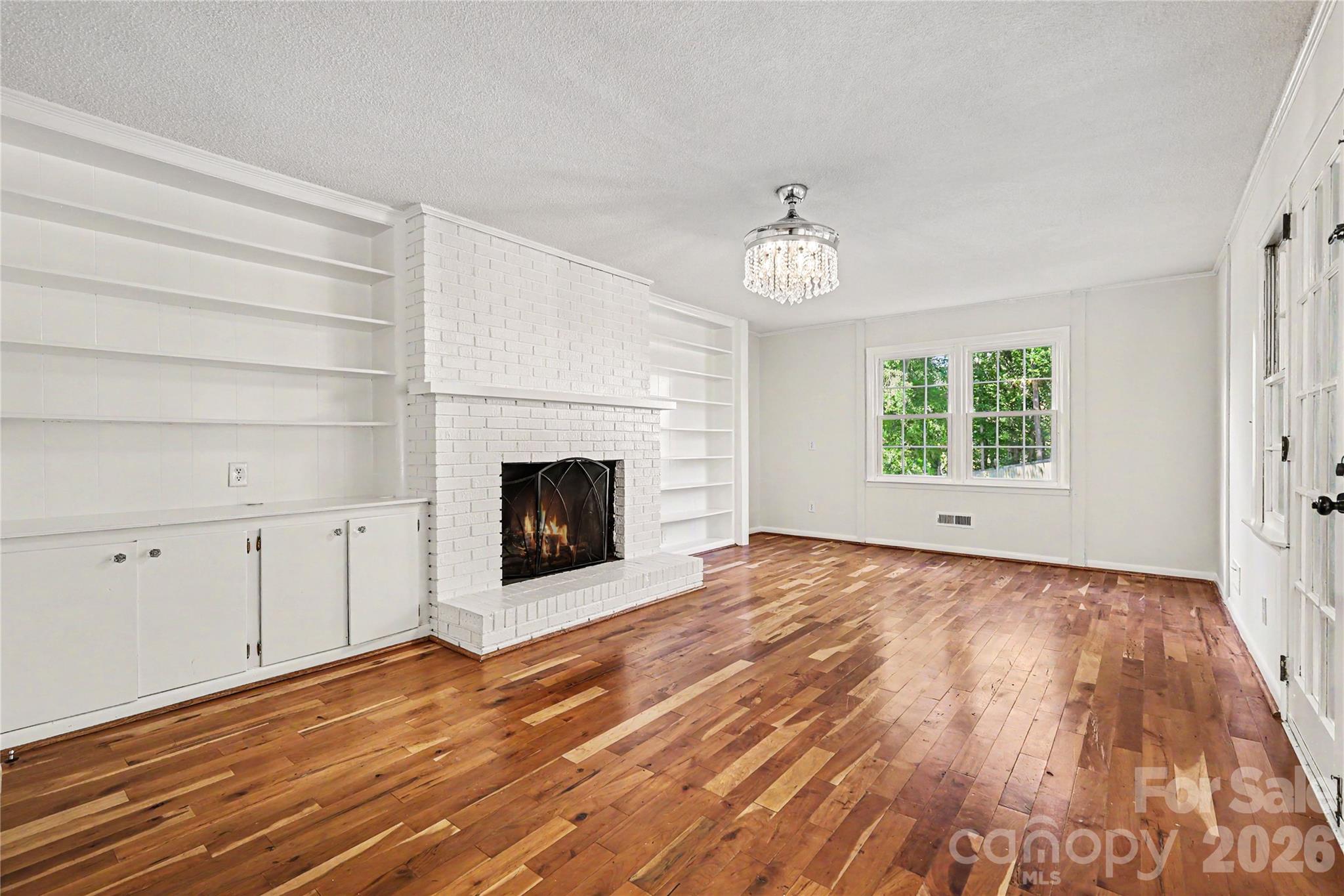 Single Family Residence at 211 Windsor Drive, Shelby, photo 3 of 21