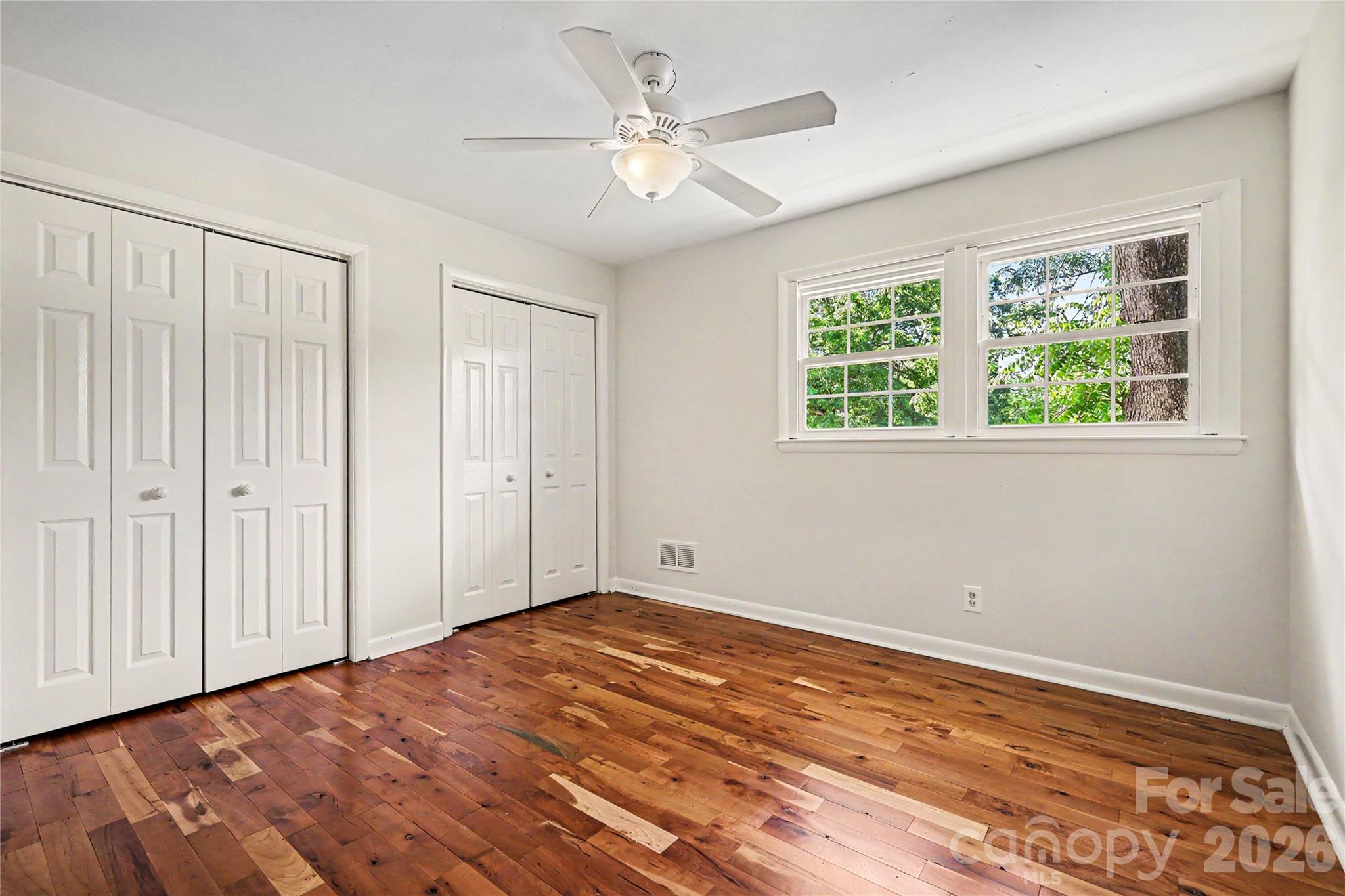 Single Family Residence at 211 Windsor Drive, Shelby, photo 4 of 21