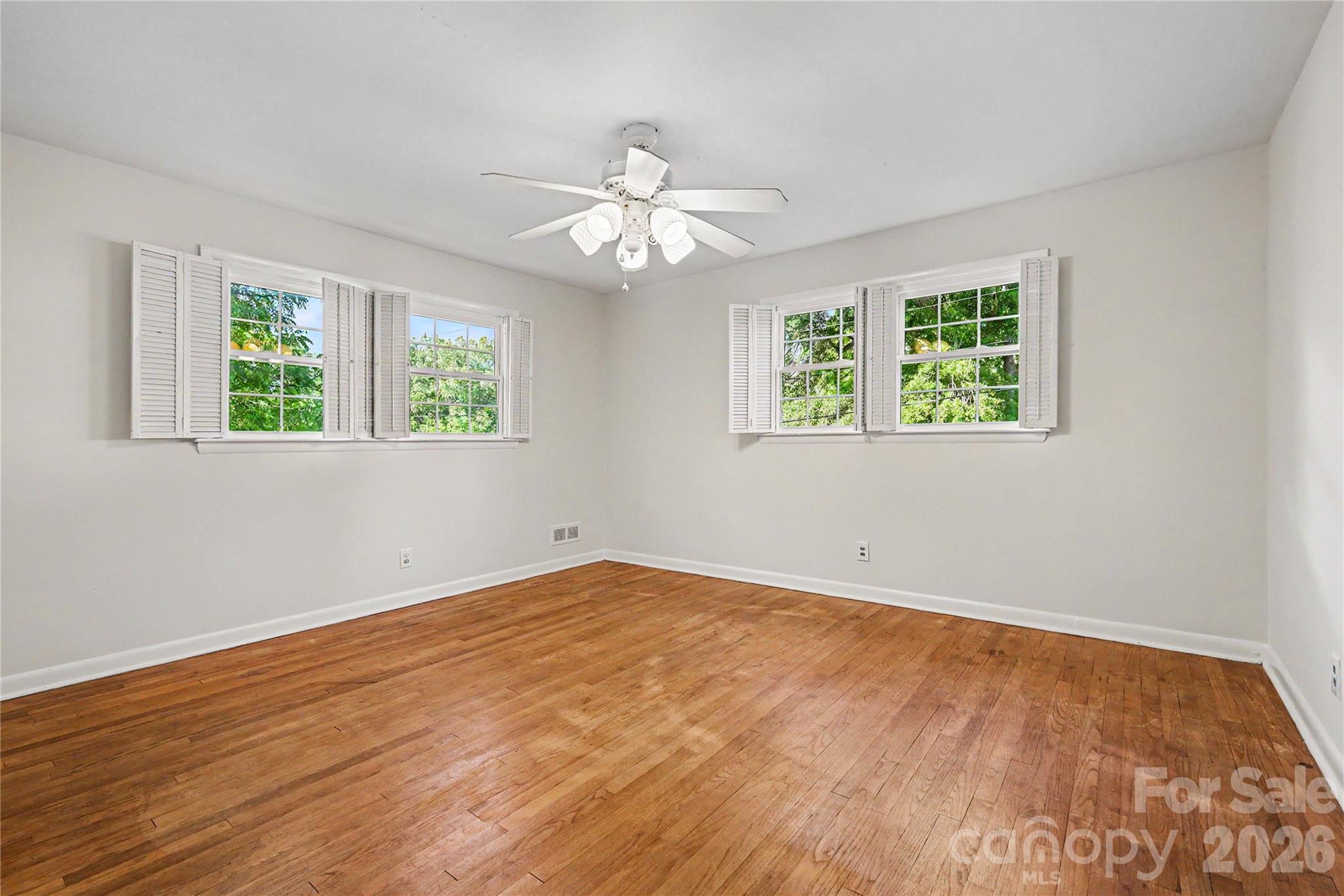 Single Family Residence at 211 Windsor Drive, Shelby, photo 9 of 21