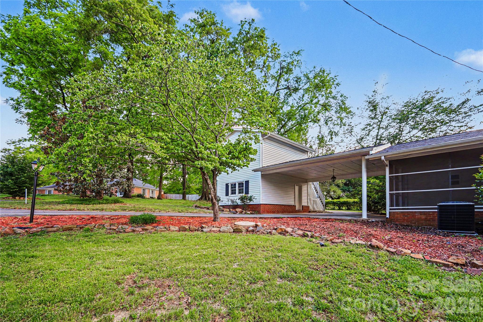 Single Family Residence at 211 Windsor Drive, Shelby, photo 20 of 21
