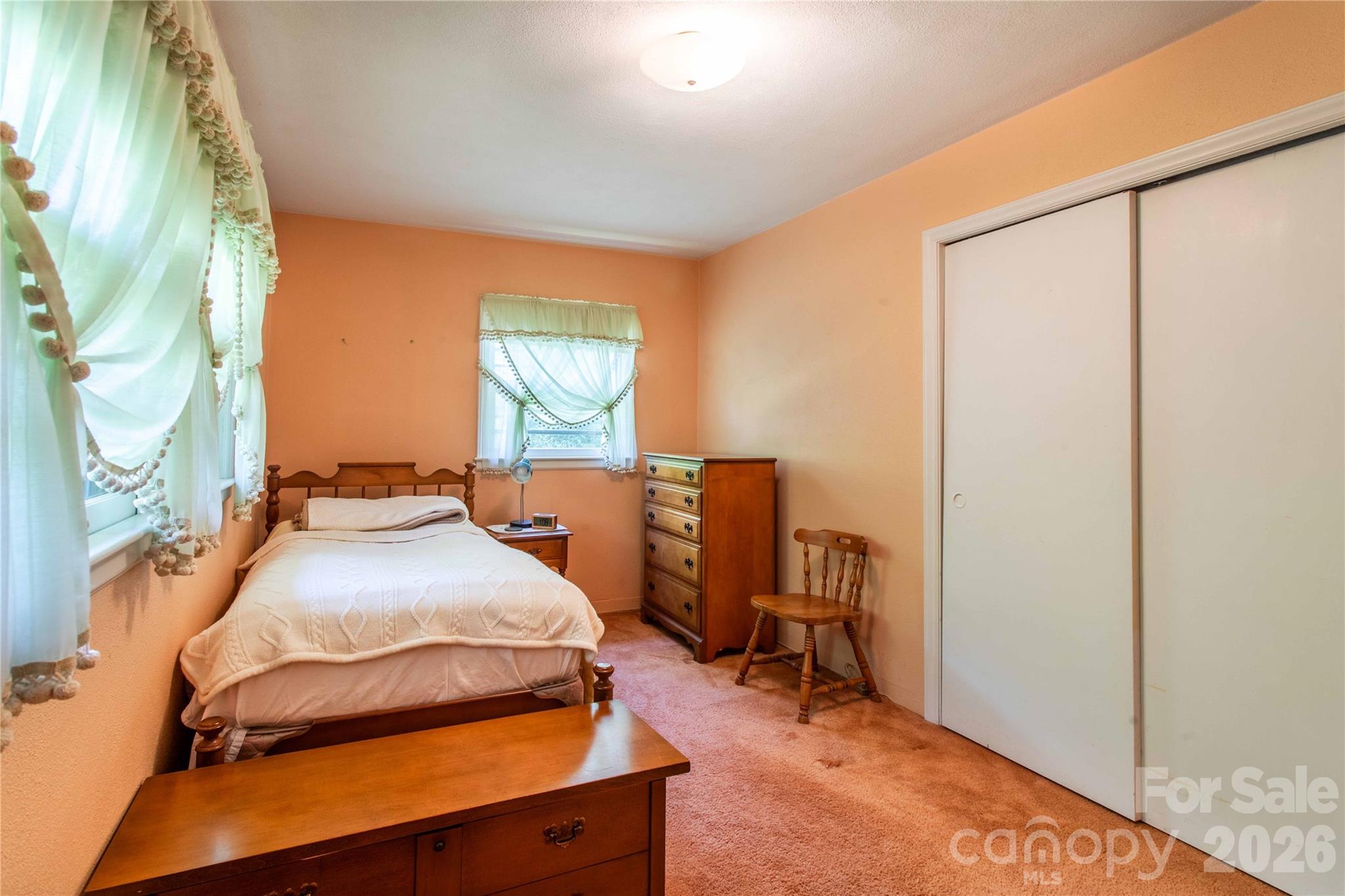 Single Family Residence at 3004 Kanuga Road, Hendersonville, photo 16 of 44
