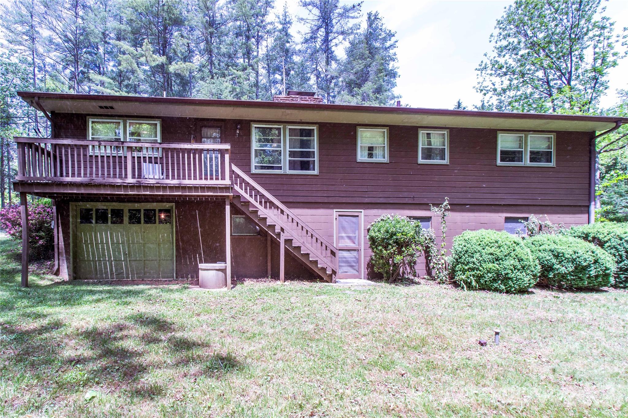 Single Family Residence at 3004 Kanuga Road, Hendersonville, photo 34 of 44