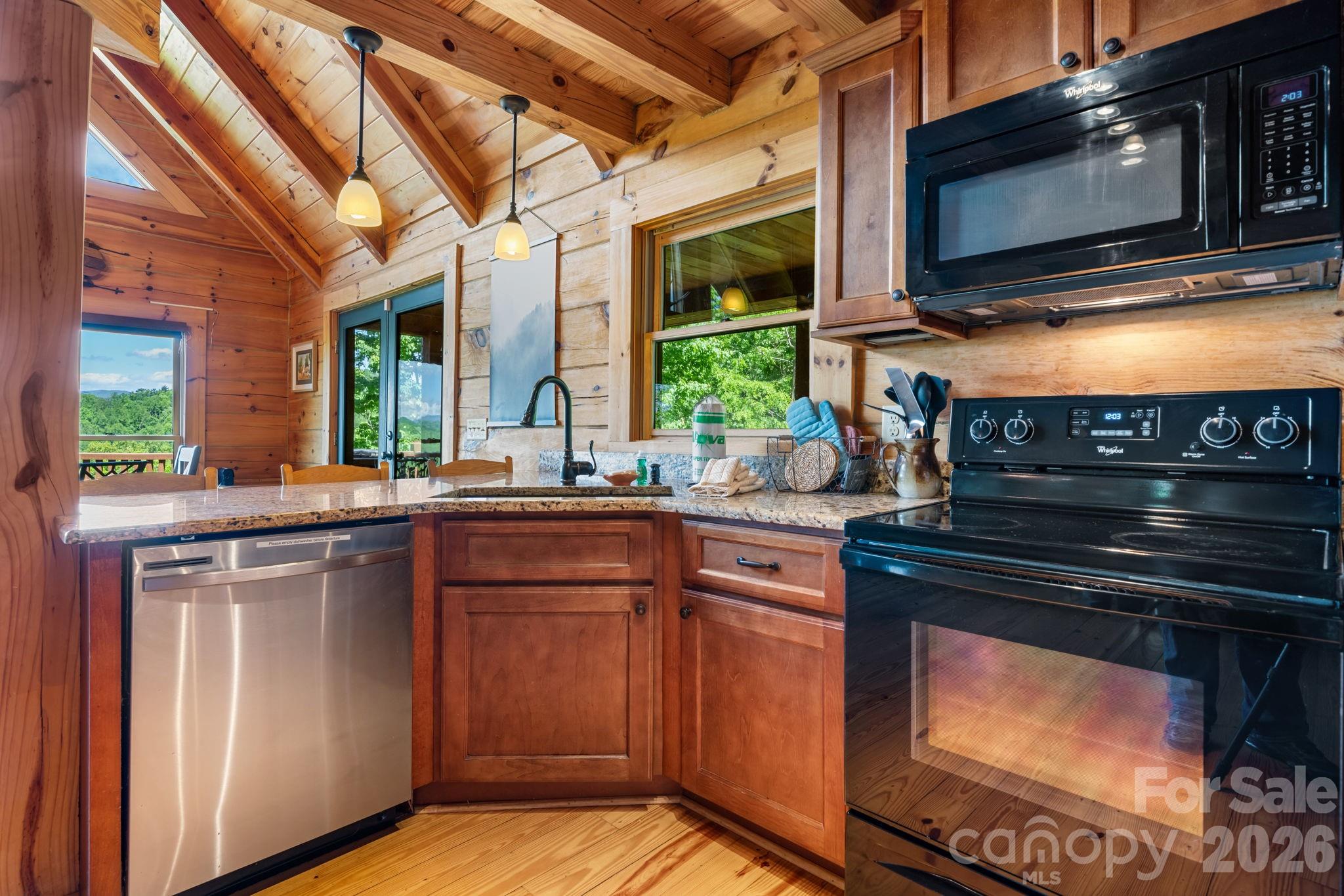 Convenient Breakfast Bar On Other Side! - 6749 Fire Crest Lane, Lenoir