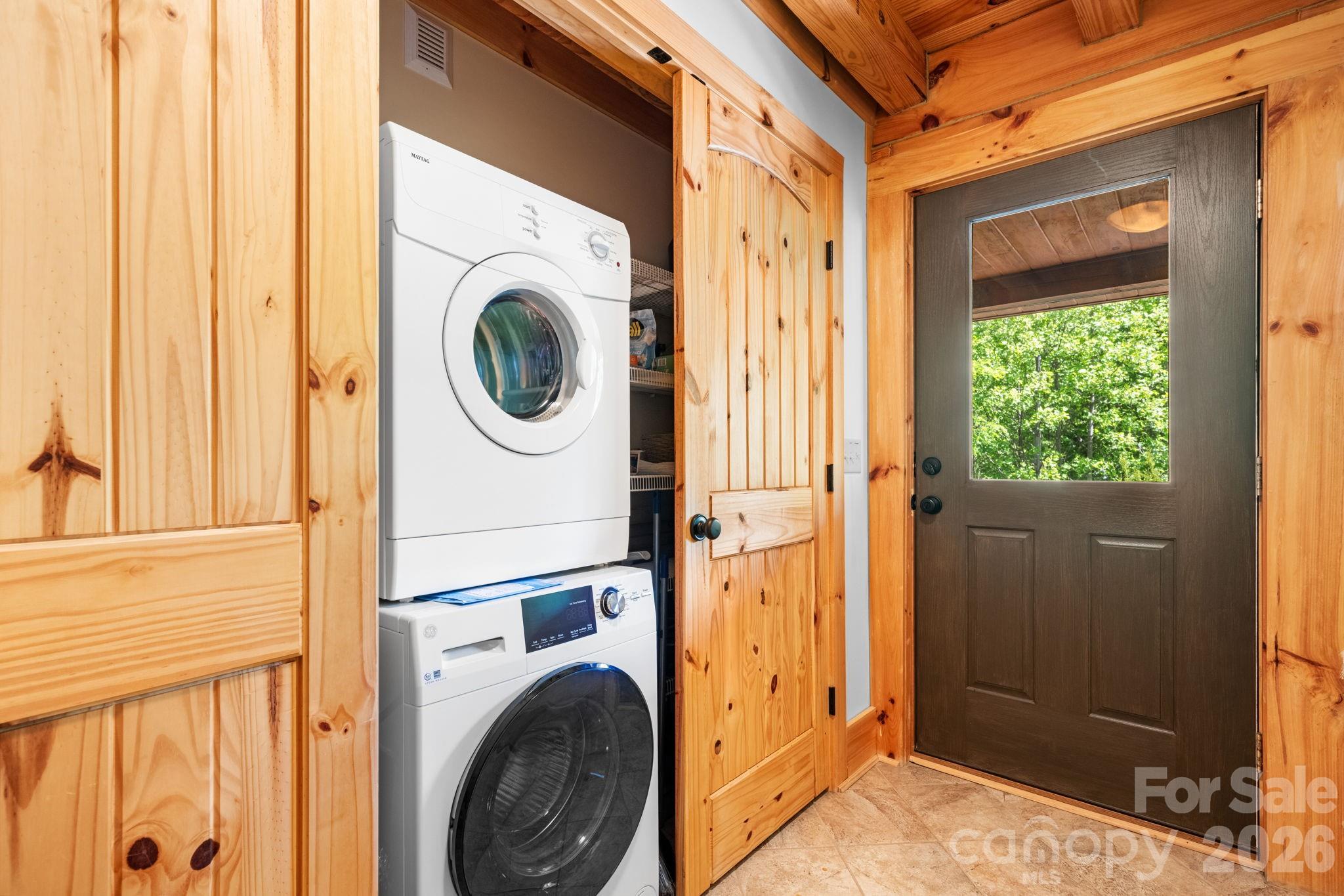 Laundry/Utility - Main Floor - 6749 Fire Crest Lane, Lenoir