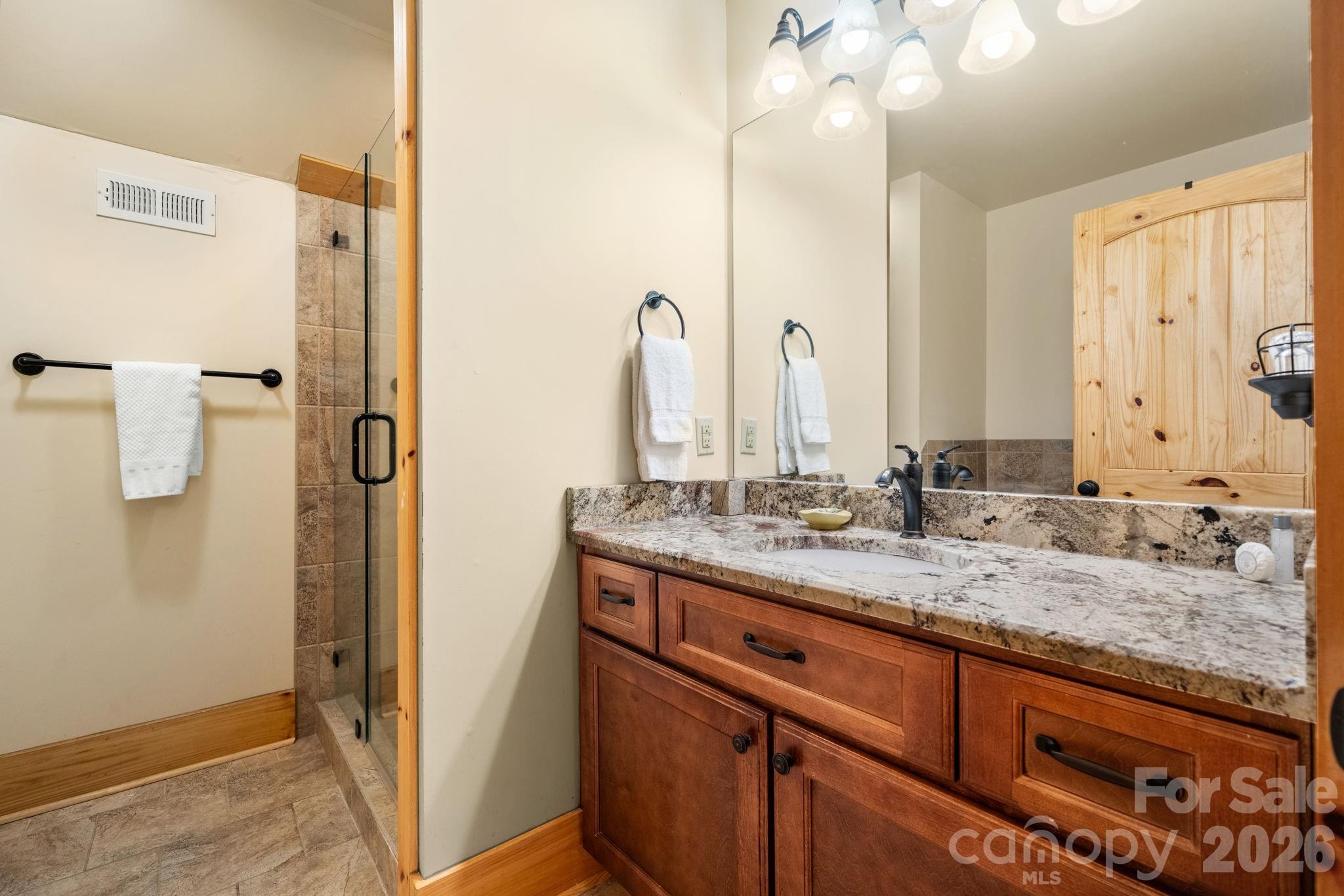 Full Bath - Upper Level - 6749 Fire Crest Lane, Lenoir