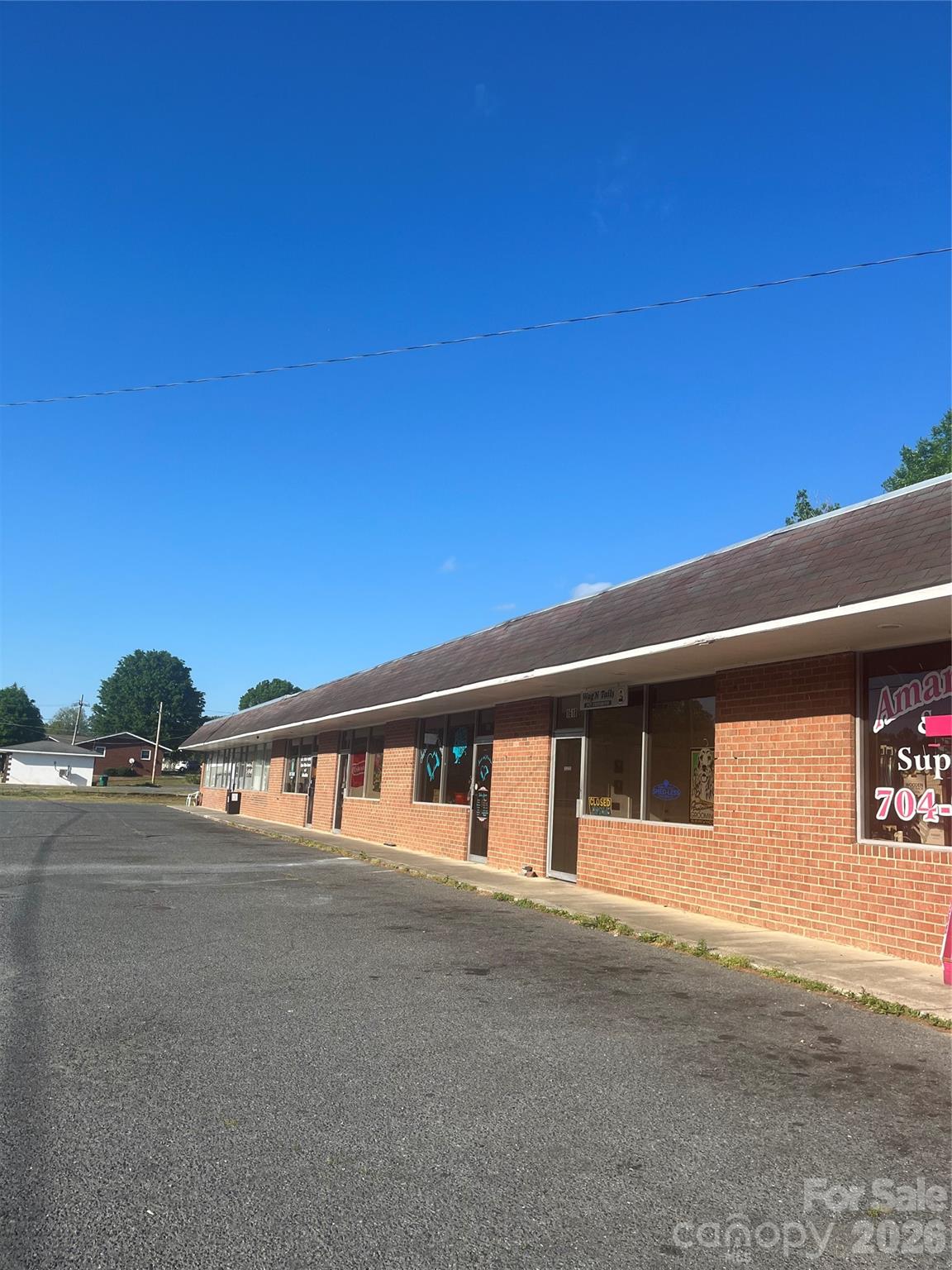 Retail Center at 1614 US 52 Highway, Albemarle, photo 2 of 6