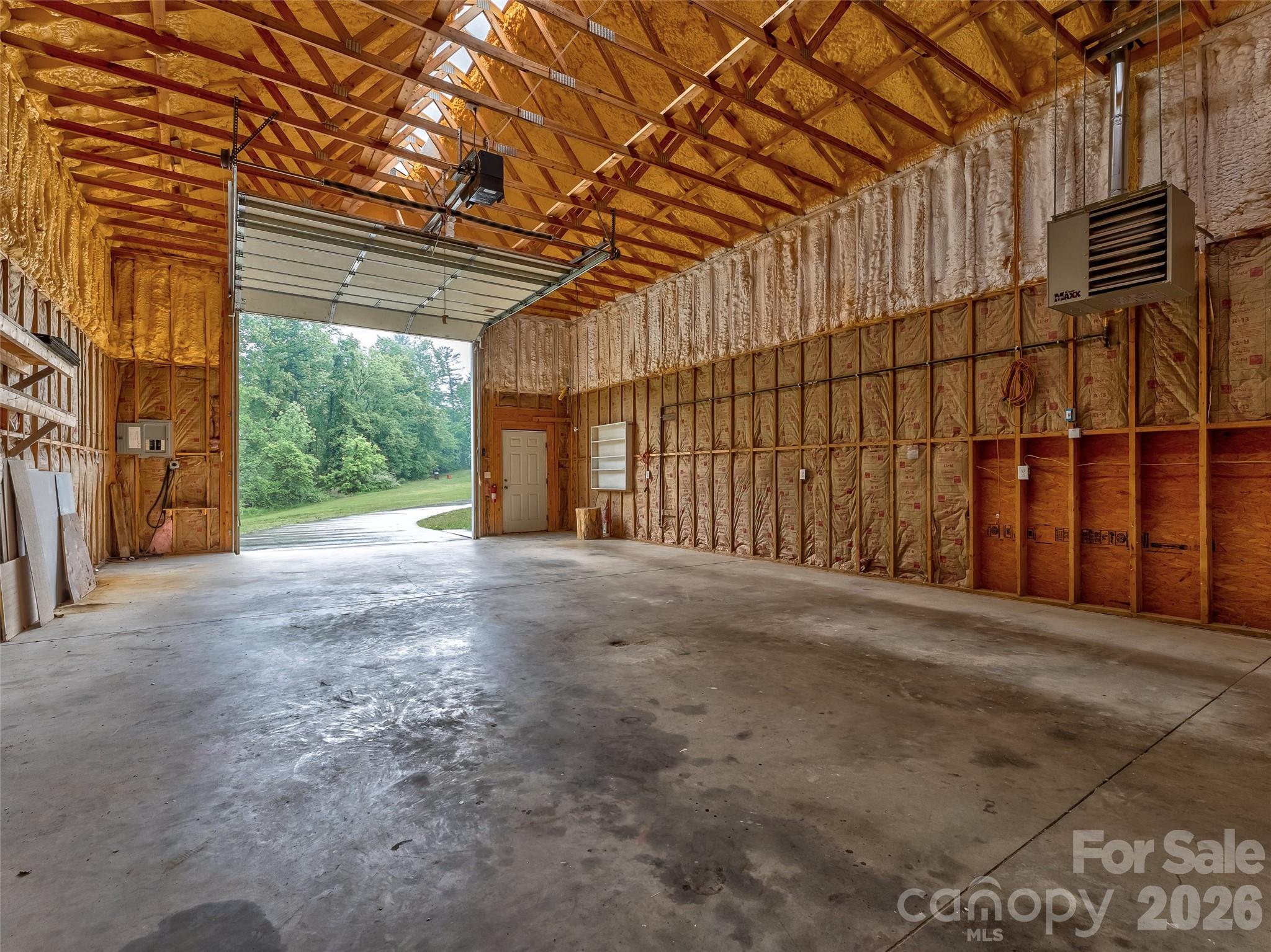 RV Garage/ Workshop with Full Bath - 476 Jackson Loop Road, Flat Rock