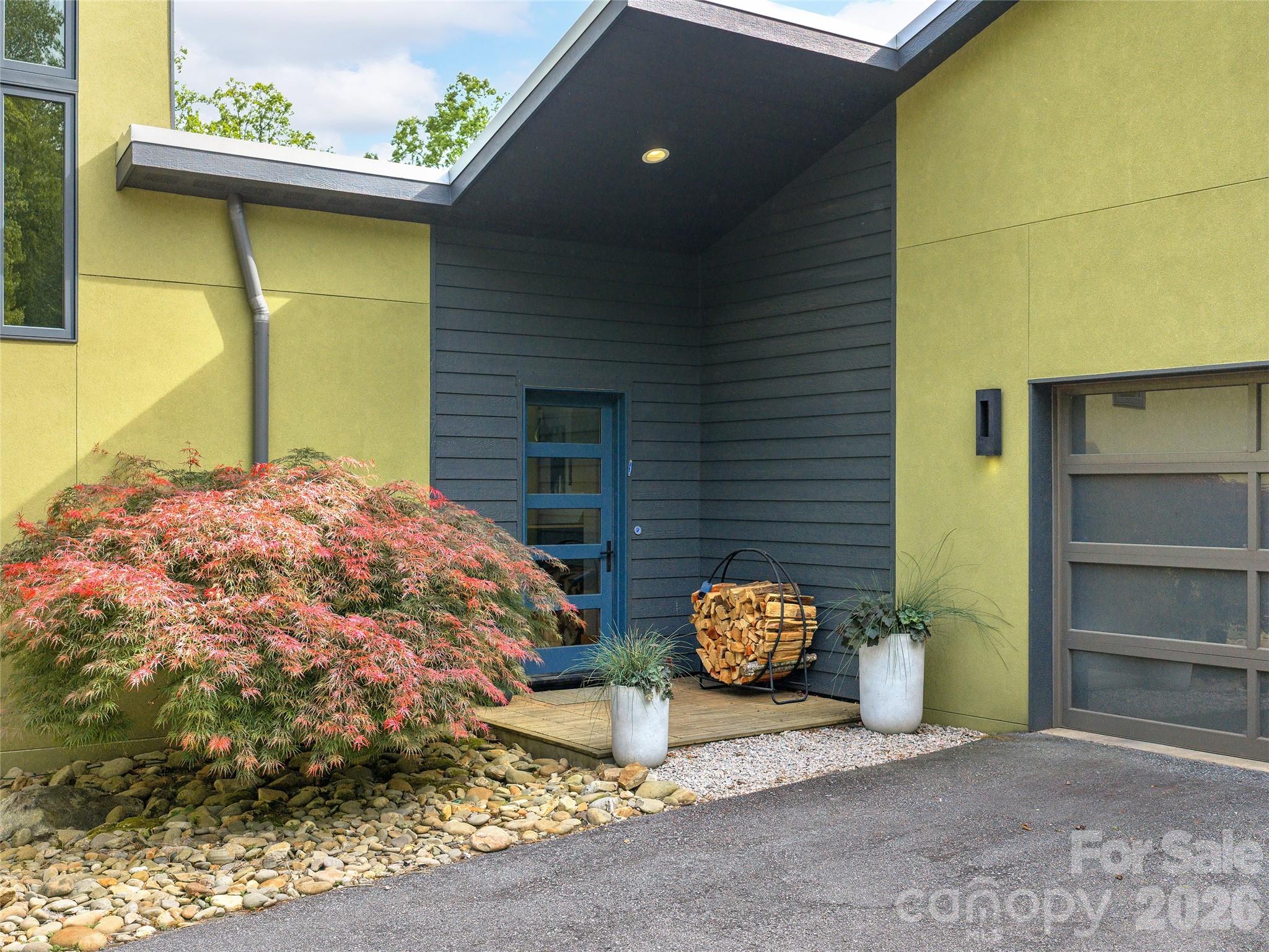 Single Family Residence at 15 Sourwood Lane, Fletcher, photo 3 of 48