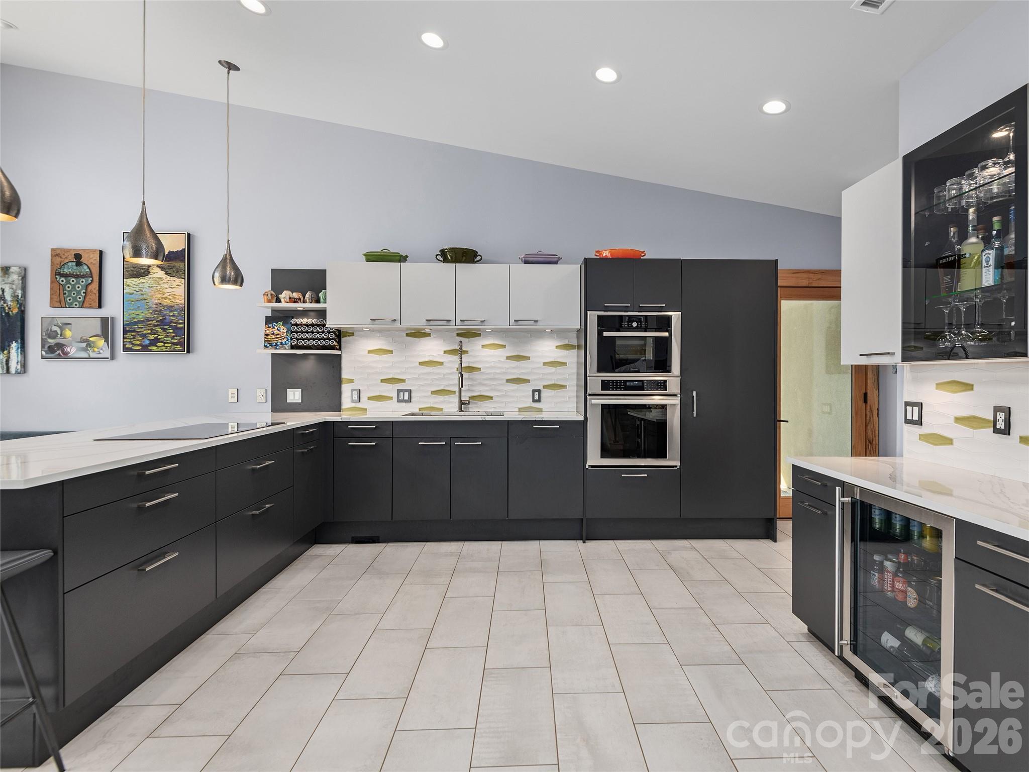 Single Family Residence at 15 Sourwood Lane, Fletcher, photo 12 of 48