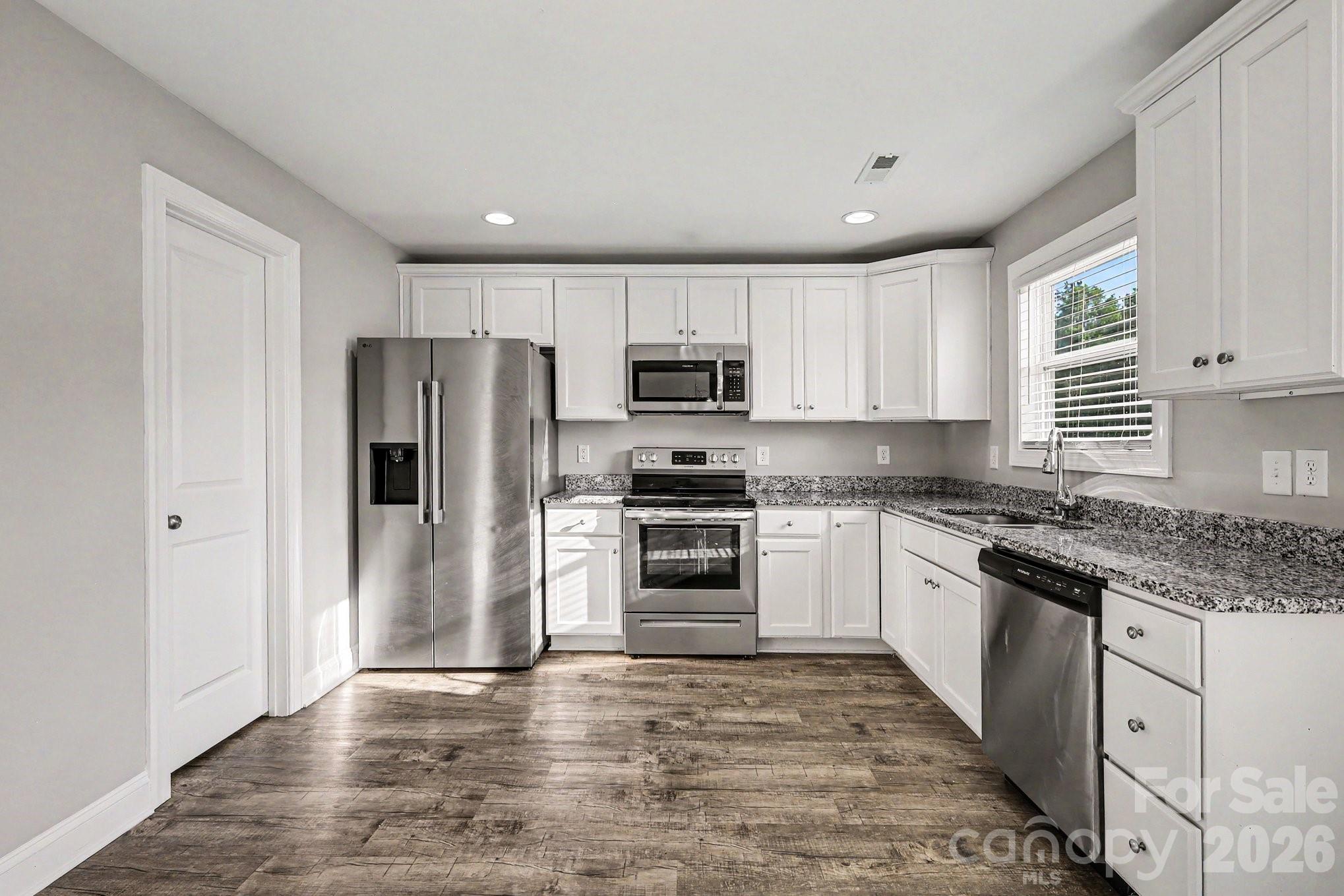 Single Family Residence at 1573 Mayfair Drive, Conover, photo 9 of 33
