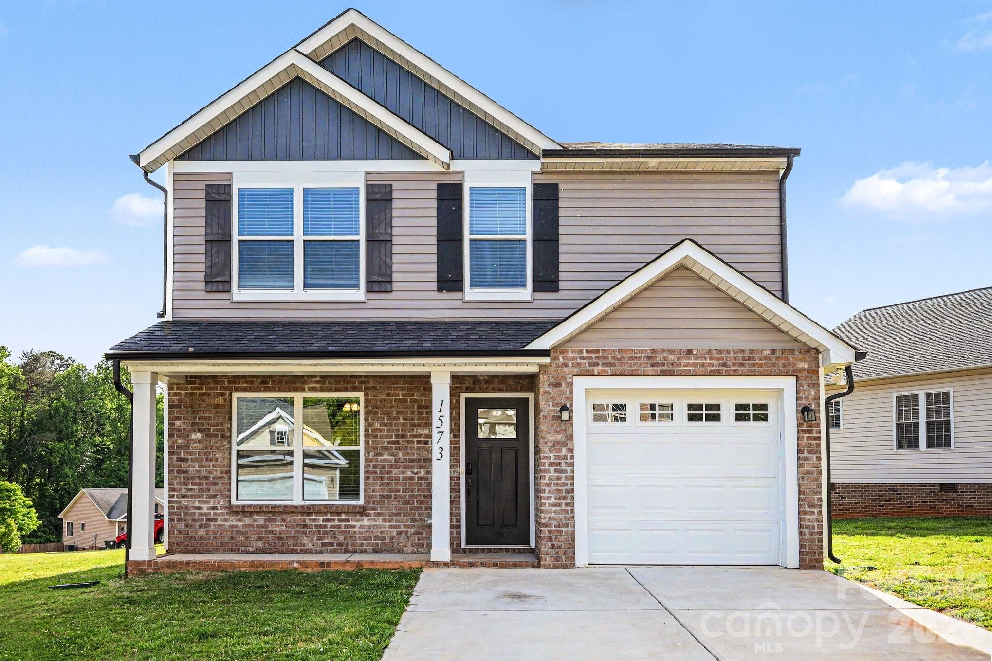 Single Family Residence at 1573 Mayfair Drive, Conover, photo 32 of 33