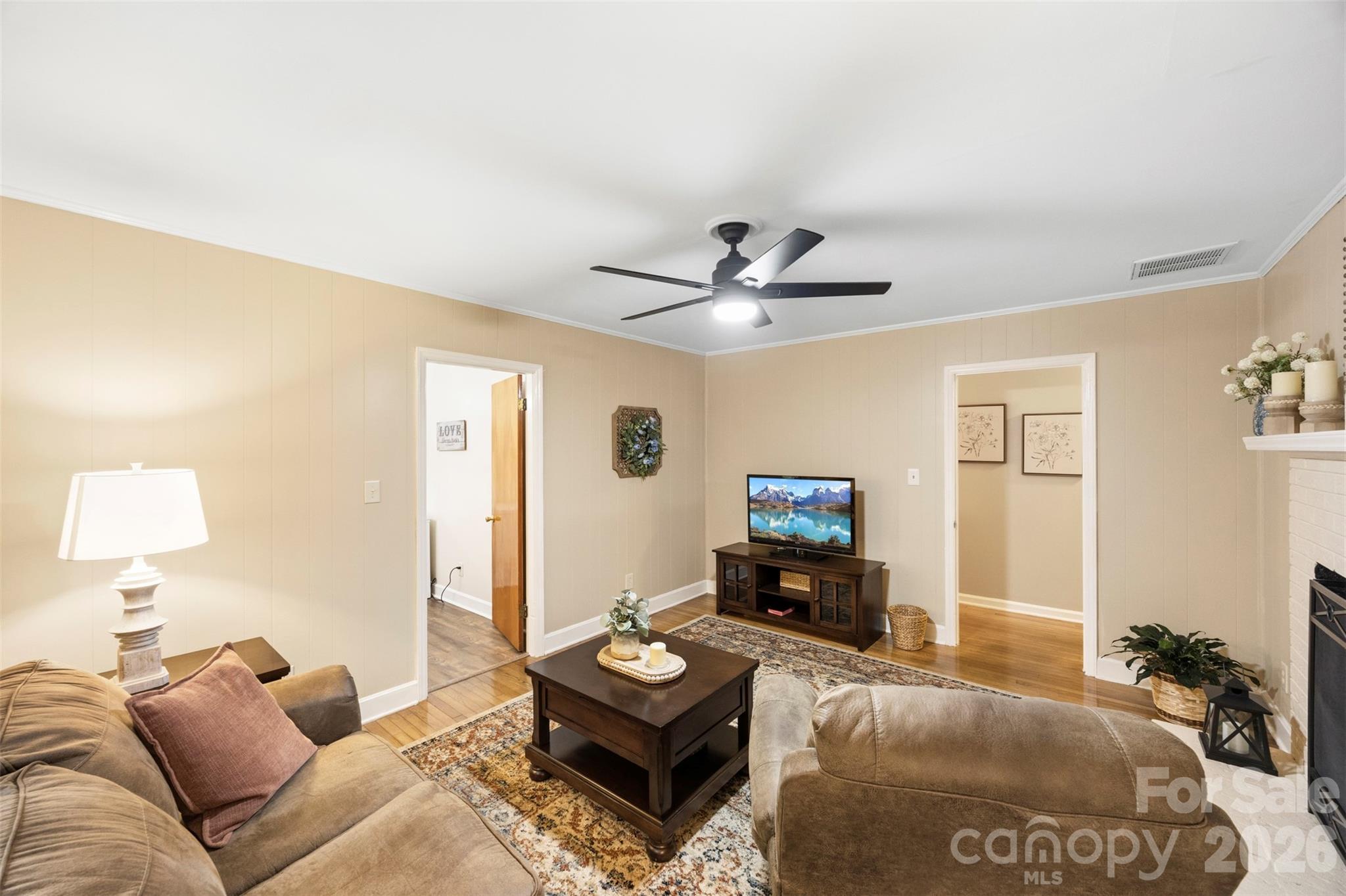 Single Family Residence at 1254 Churchill Drive, Gastonia, photo 17 of 36