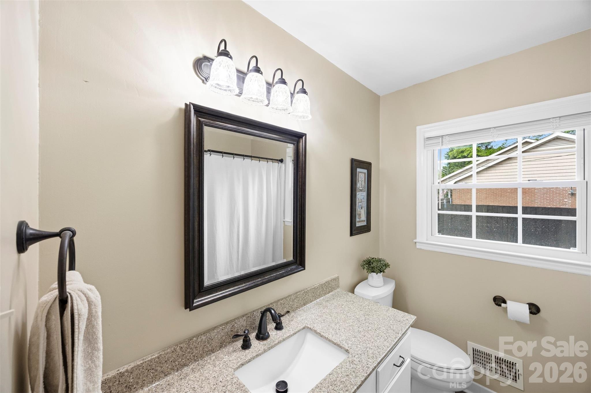 Single Family Residence at 1254 Churchill Drive, Gastonia, photo 23 of 36