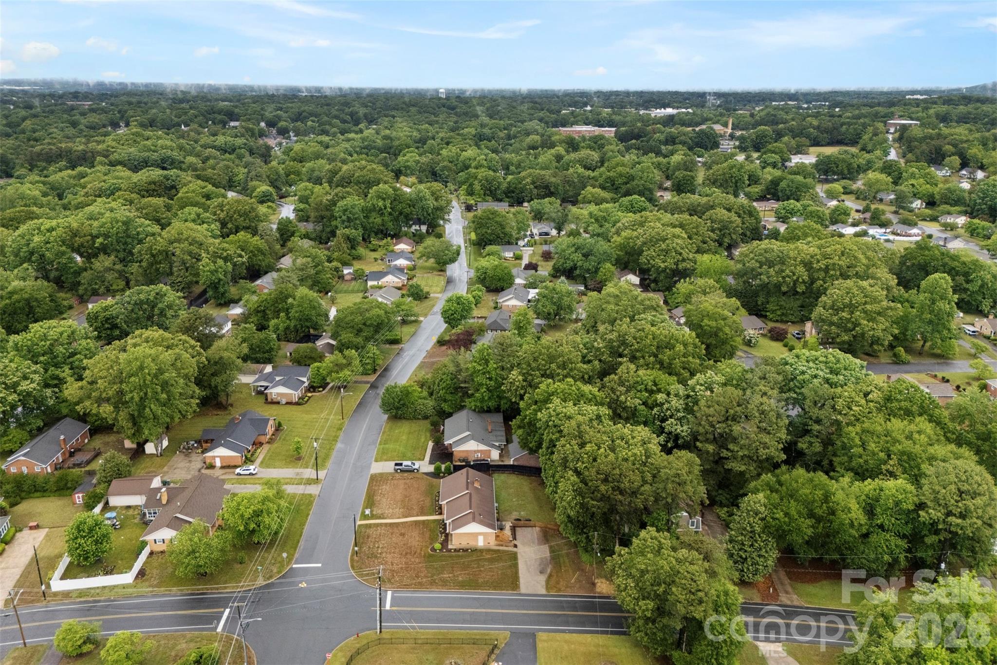 Single Family Residence at 1254 Churchill Drive, Gastonia, photo 35 of 36
