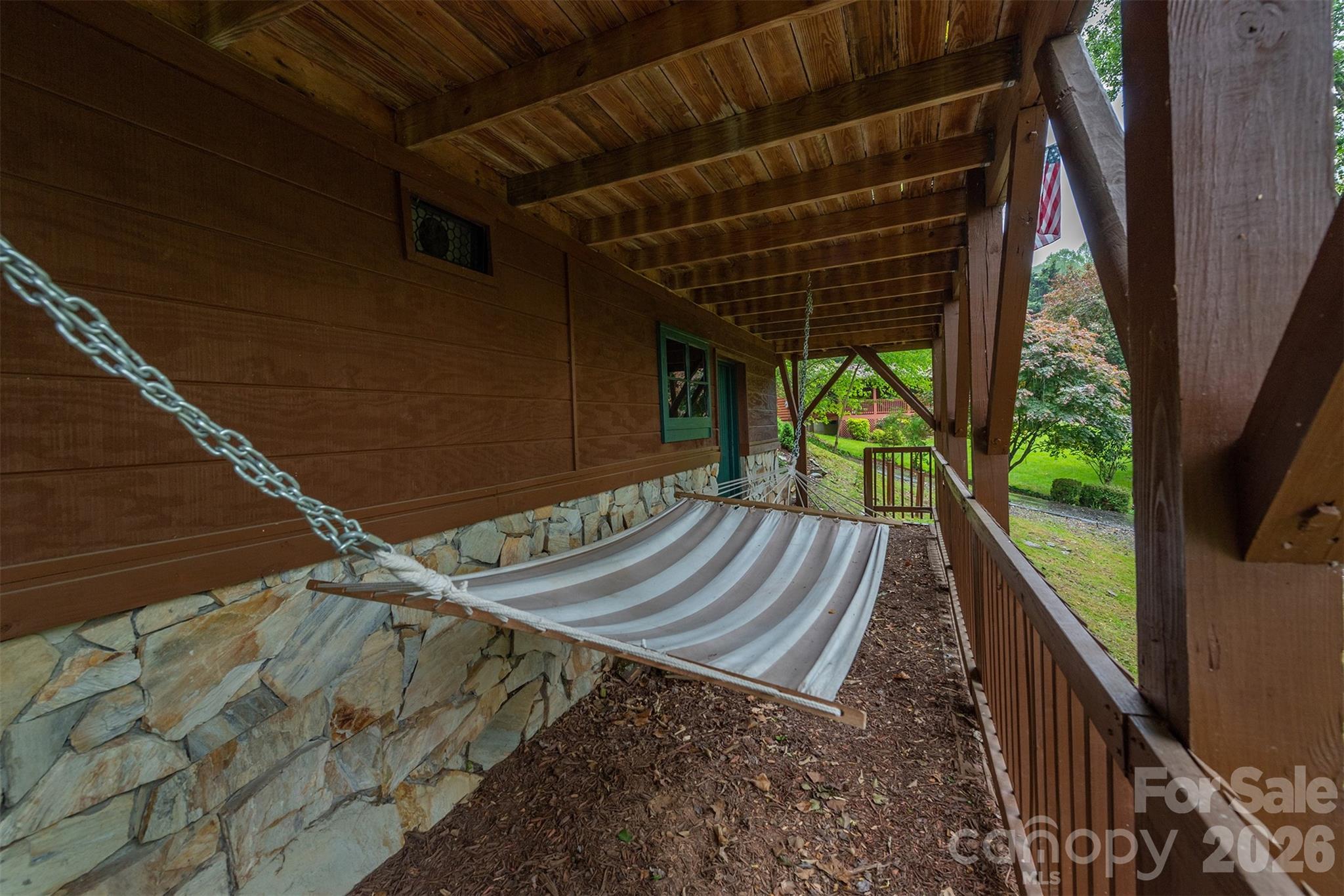 Single Family Residence at 154 Cedarwood Drive, Waynesville, photo 14 of 17
