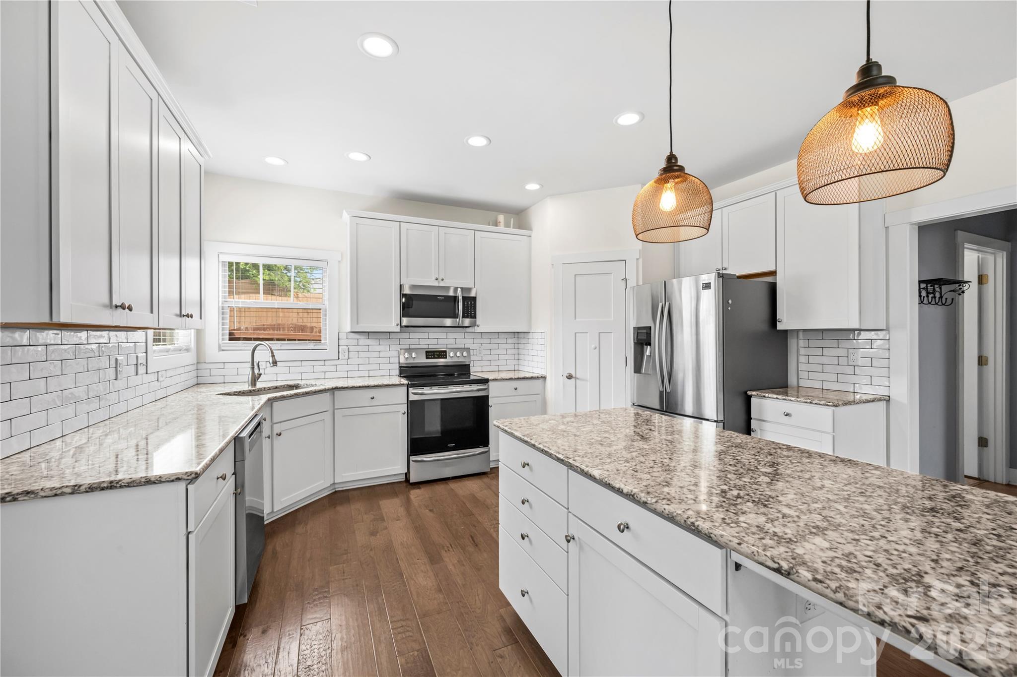 Single Family Residence at 4 Henbit Way, Arden, photo 8 of 38