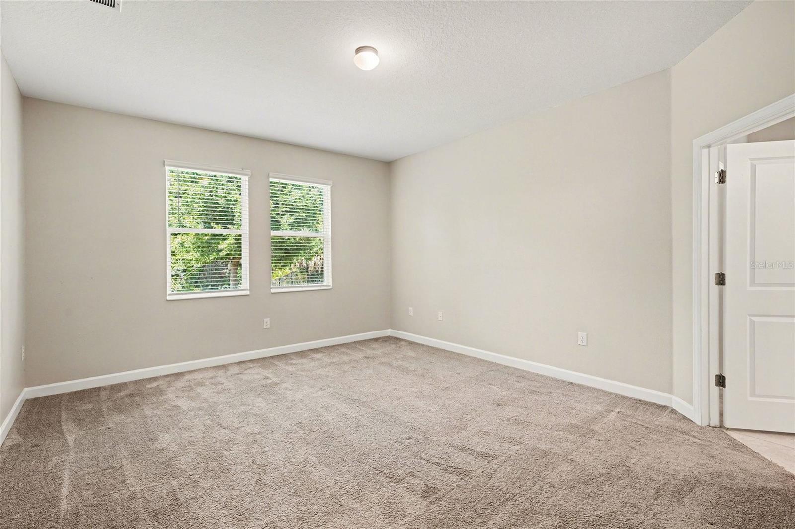 Single Family Residence at 467 BRUNSWICK DR, DAVENPORT, photo 15 of 29