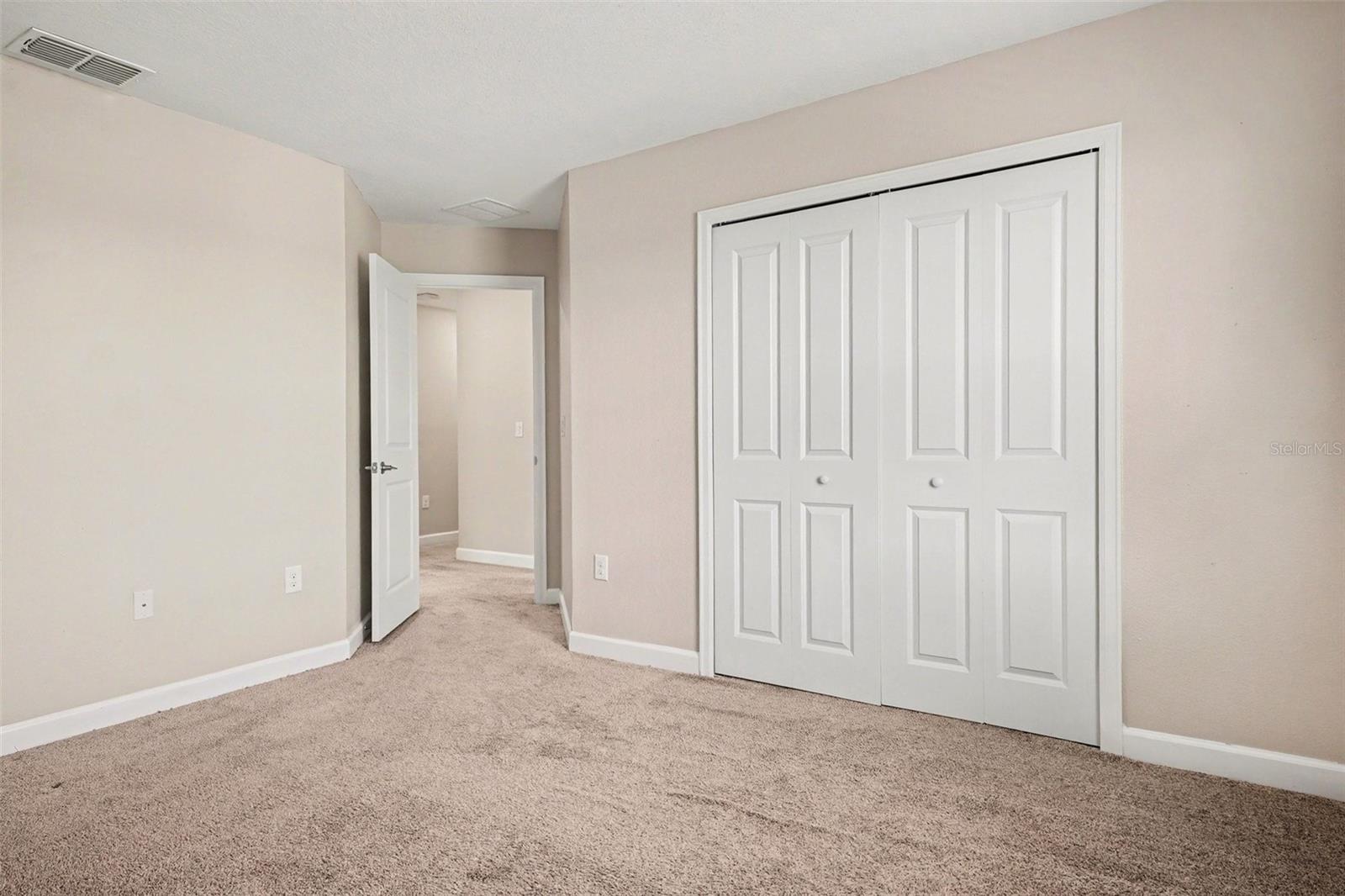 Single Family Residence at 467 BRUNSWICK DR, DAVENPORT, photo 18 of 29