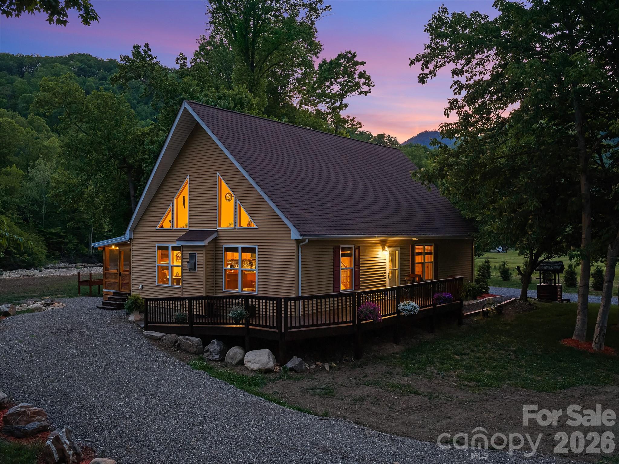 Natural twilight photography - 326 Ewart Wilson Road, Burnsville