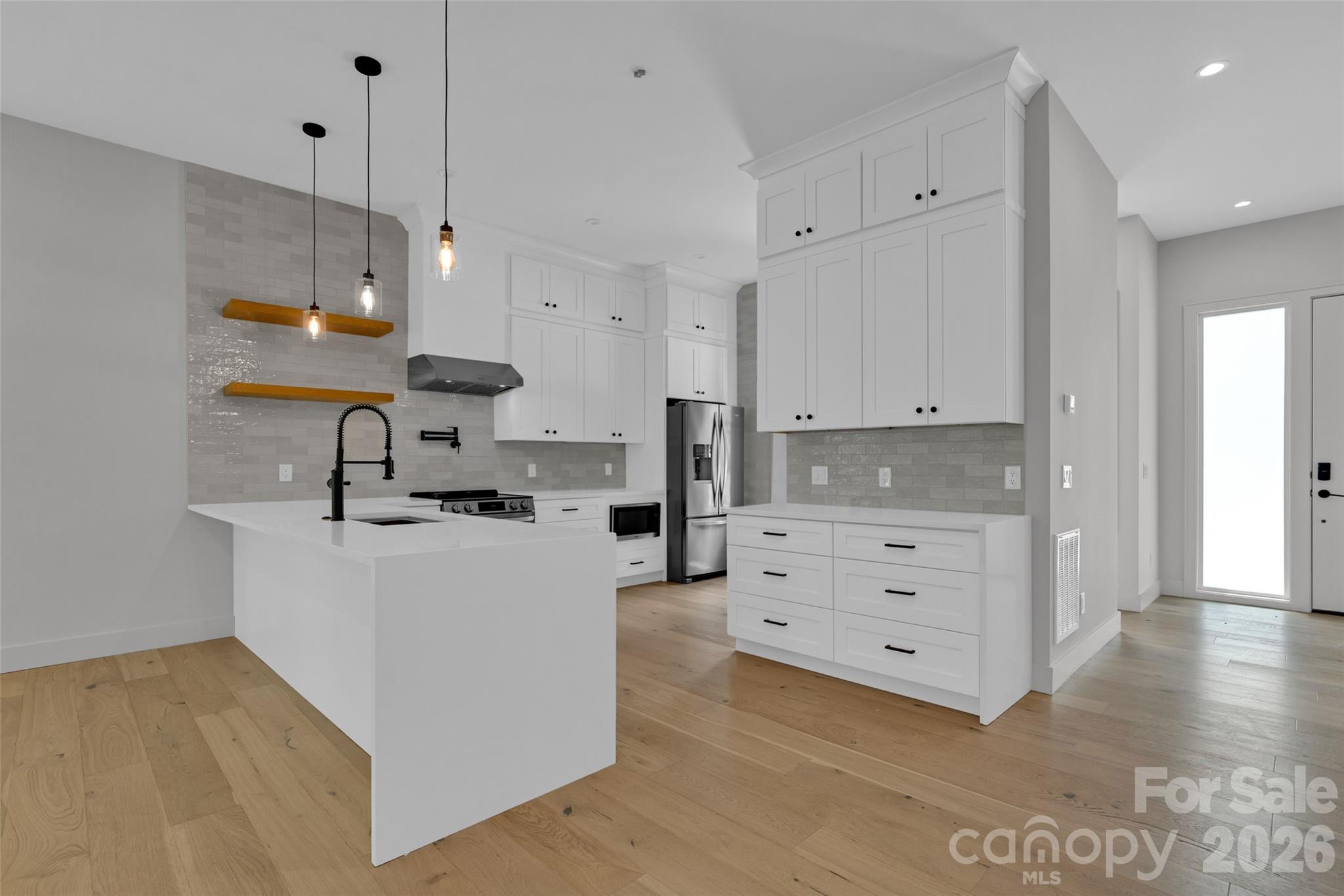 Single Family Residence at 24 Copper Mill Court, Candler, photo 9 of 29