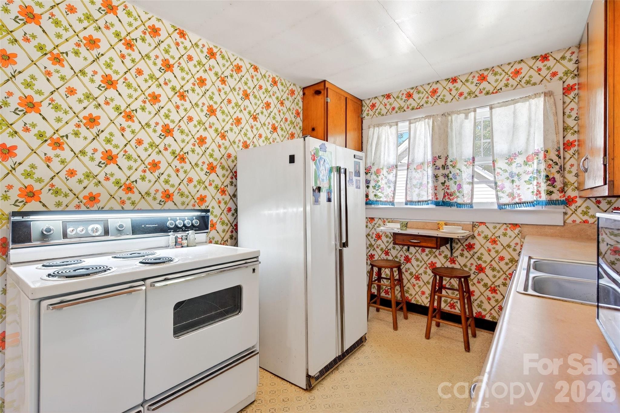 Another kitchen view - 35 Second Street, Marion