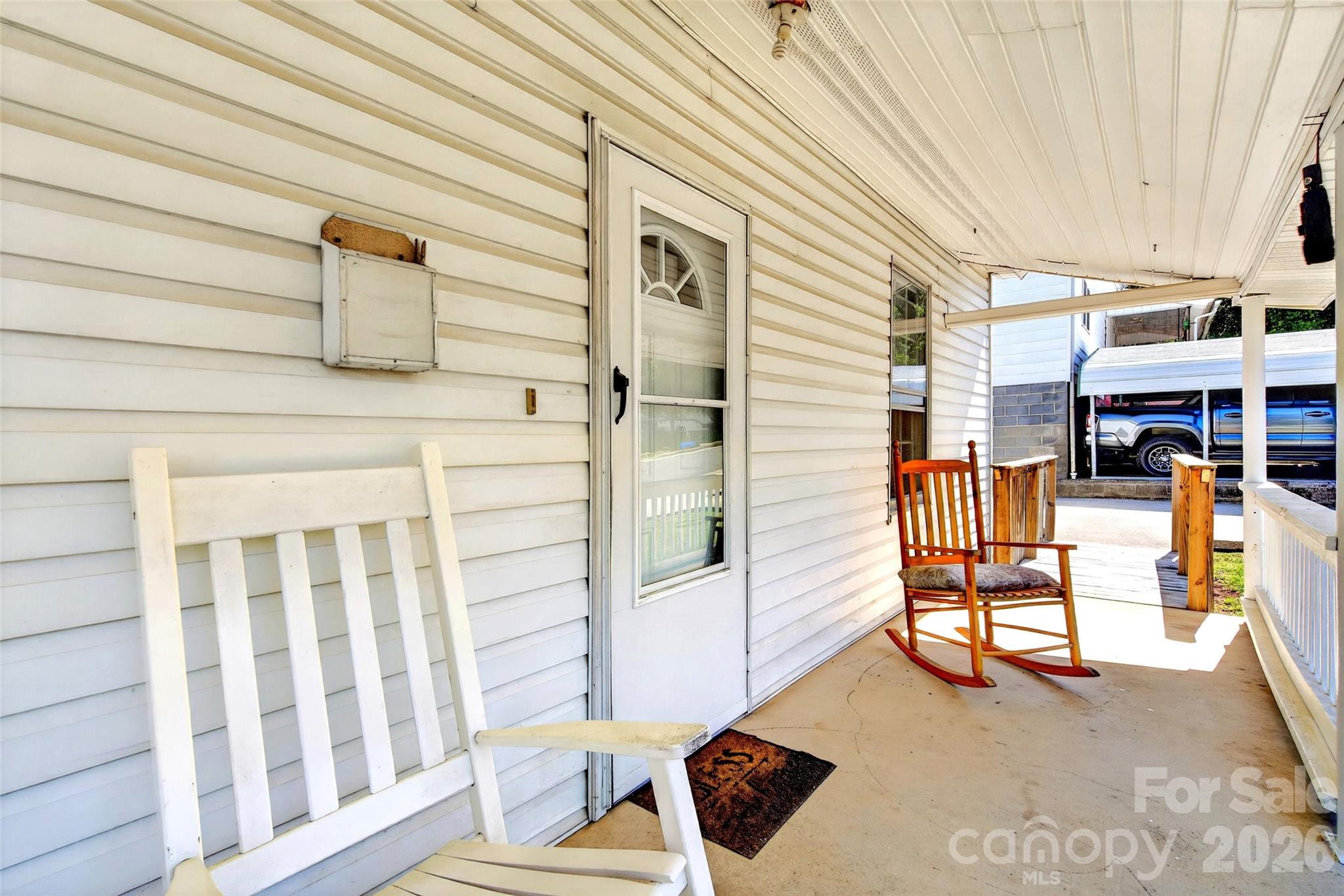 Enjoy the day on your covered front porch - 35 Second Street, Marion