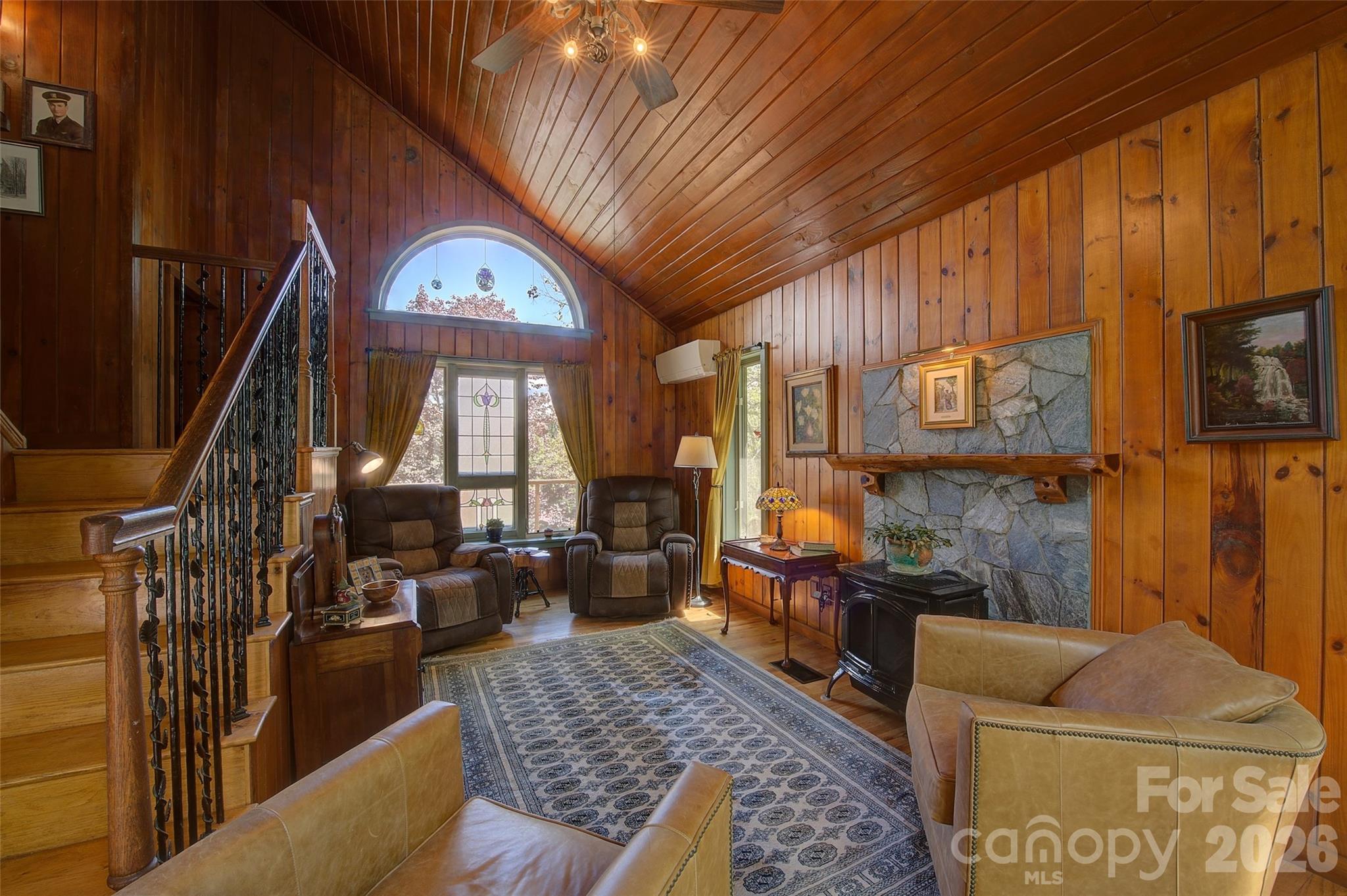 Single Family Residence at 262 Azalea Hills Lane, Spruce Pine, photo 17 of 48