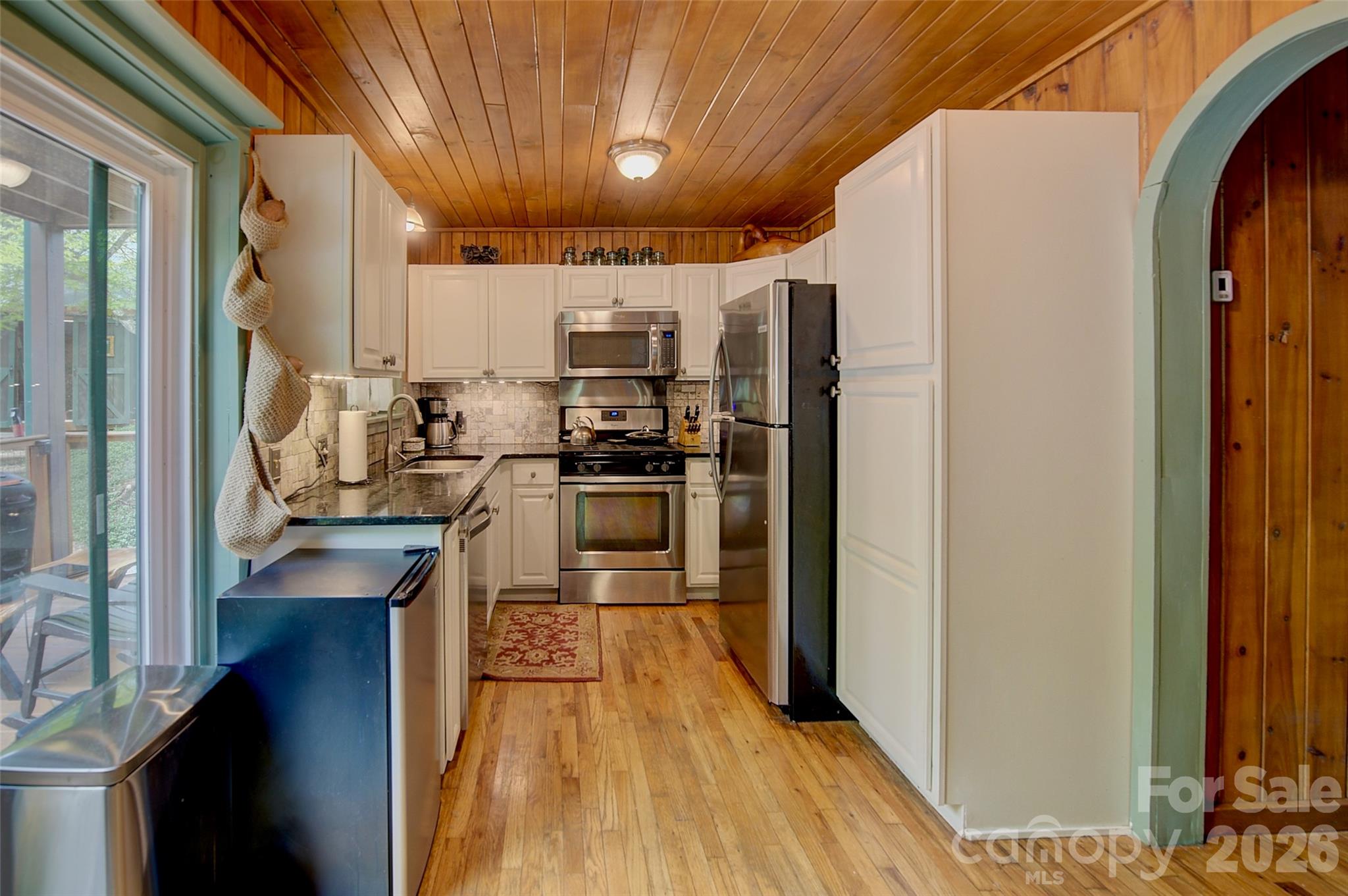 Single Family Residence at 262 Azalea Hills Lane, Spruce Pine, photo 19 of 48